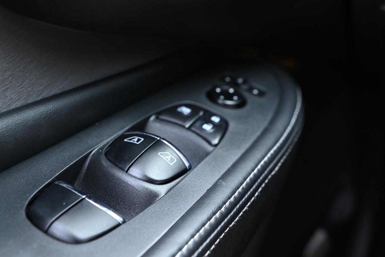 2021 Nissan Murano SL / NAVIGATION / PANO SUNROOF / REMOTE START Photo