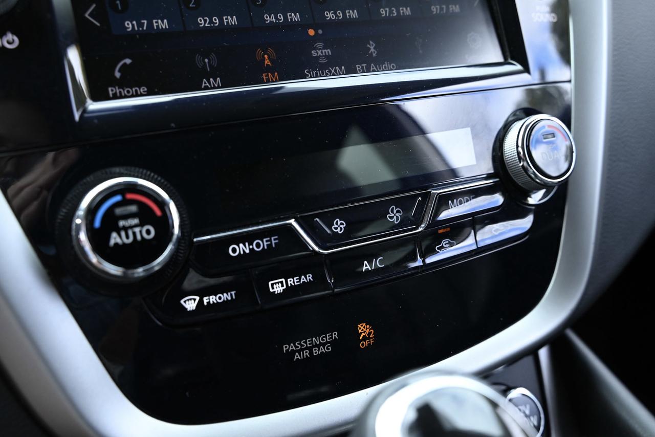 2021 Nissan Murano SL / NAVIGATION / PANO SUNROOF / REMOTE START Photo