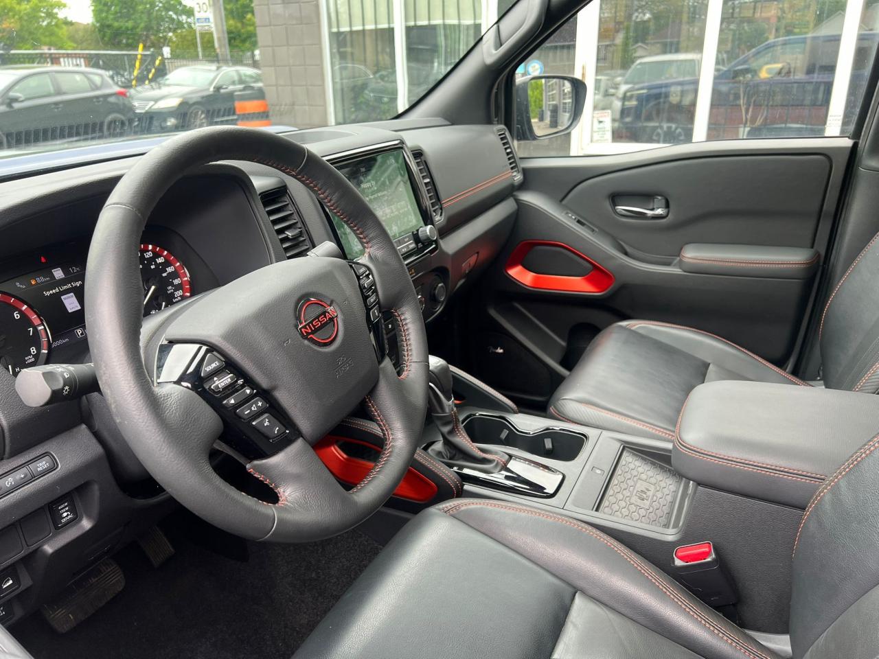 2023 Nissan Frontier Crew Cab PRO-4X Standard Bed 4x4 Photo