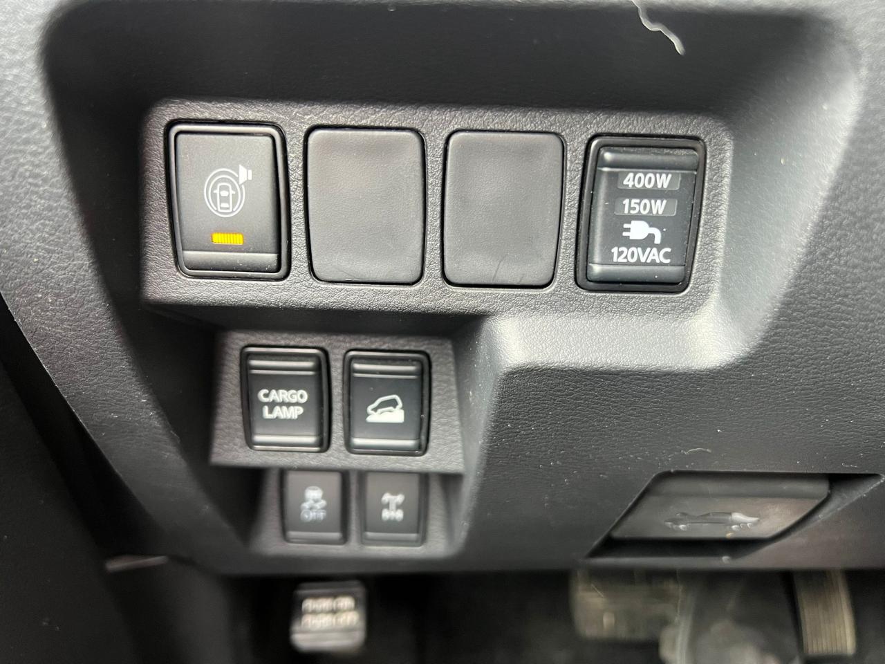 2023 Nissan Frontier Crew Cab PRO-4X Standard Bed 4x4 Photo