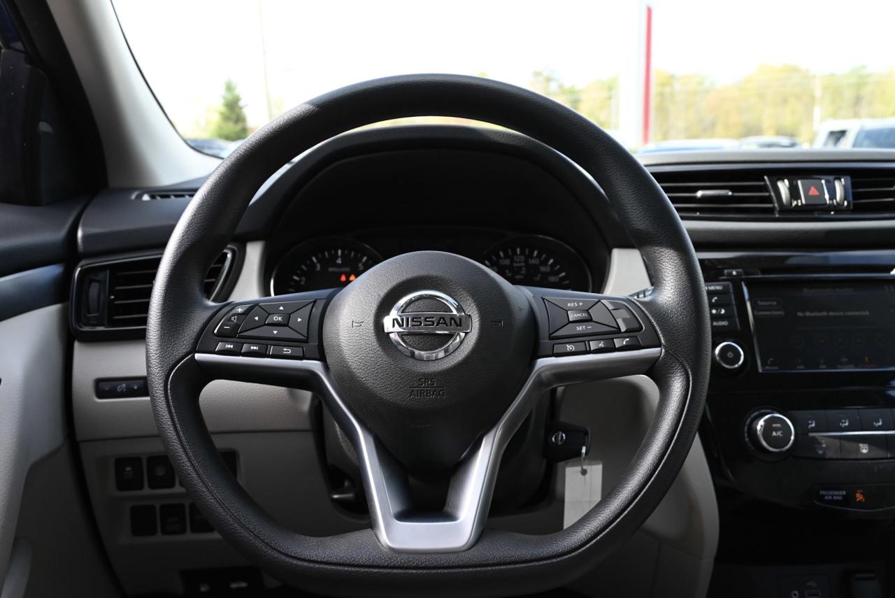 2023 Nissan Qashqai AWD / HEATED SEATS / BACK UP CAMERA / BLUETOOTH Photo