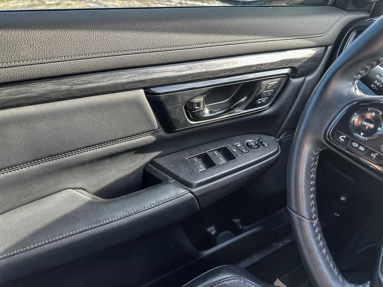 2021 Honda CR-V Touring Photo