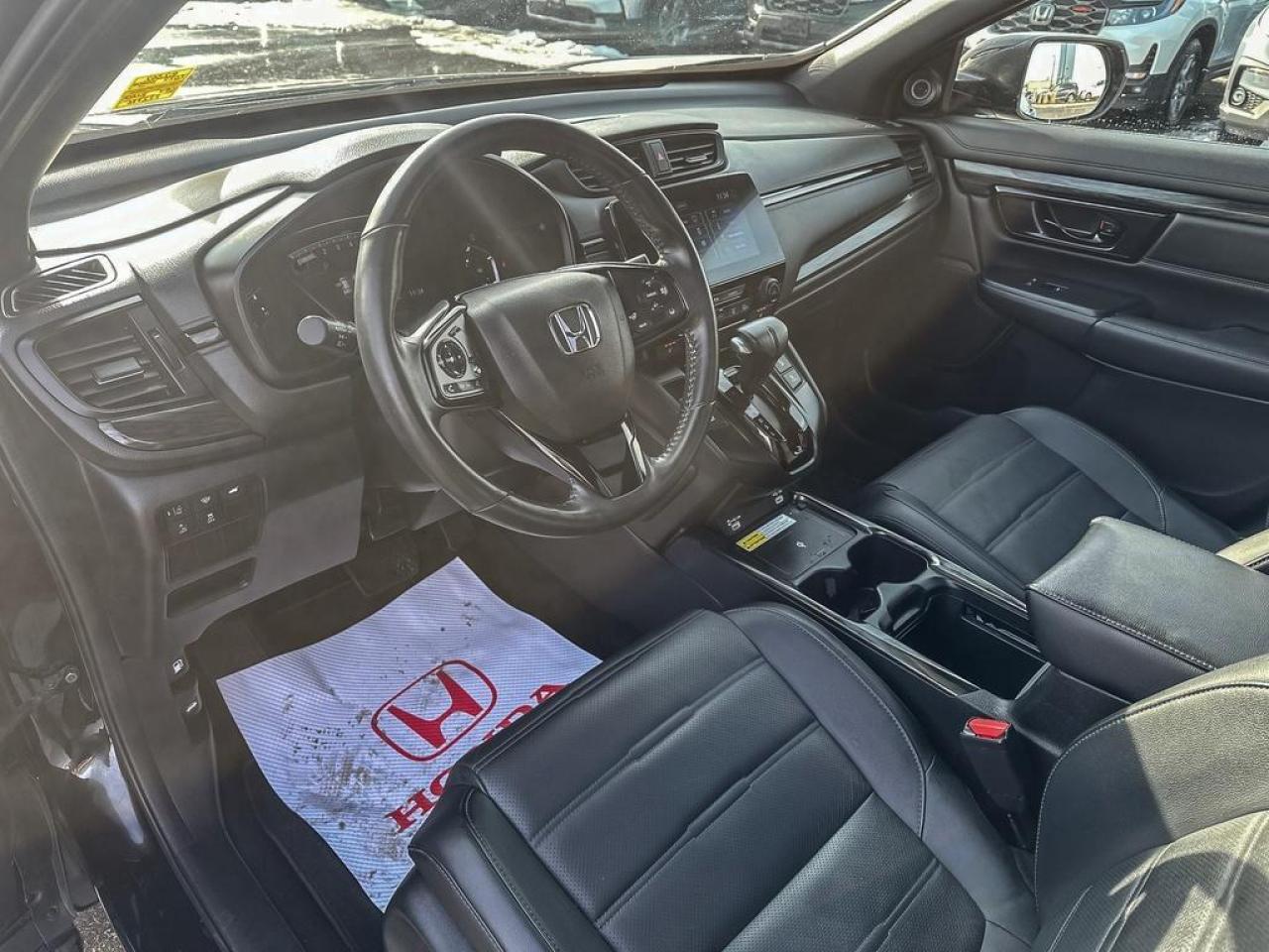 2022 Honda CR-V Touring Photo