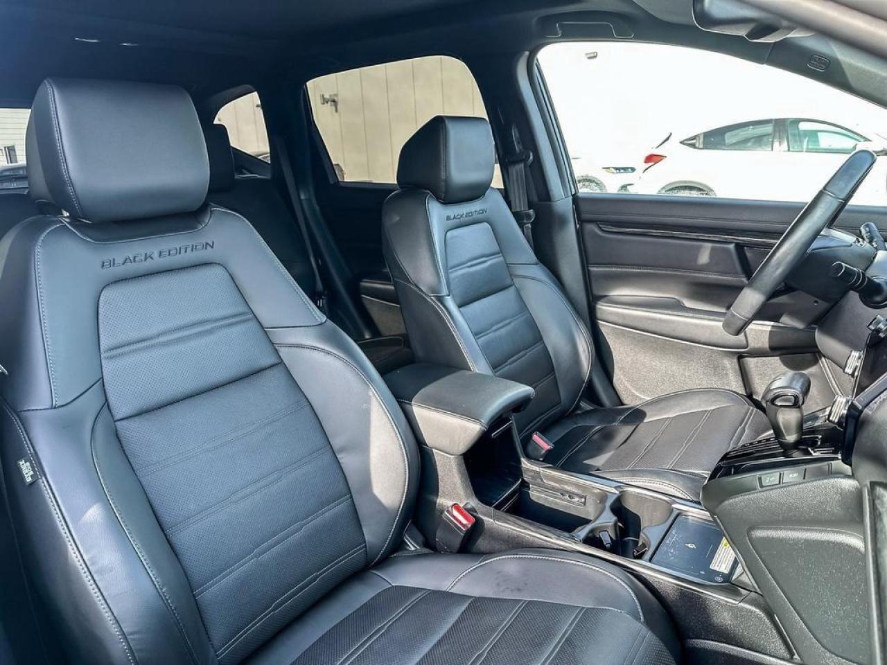 2022 Honda CR-V Touring Photo