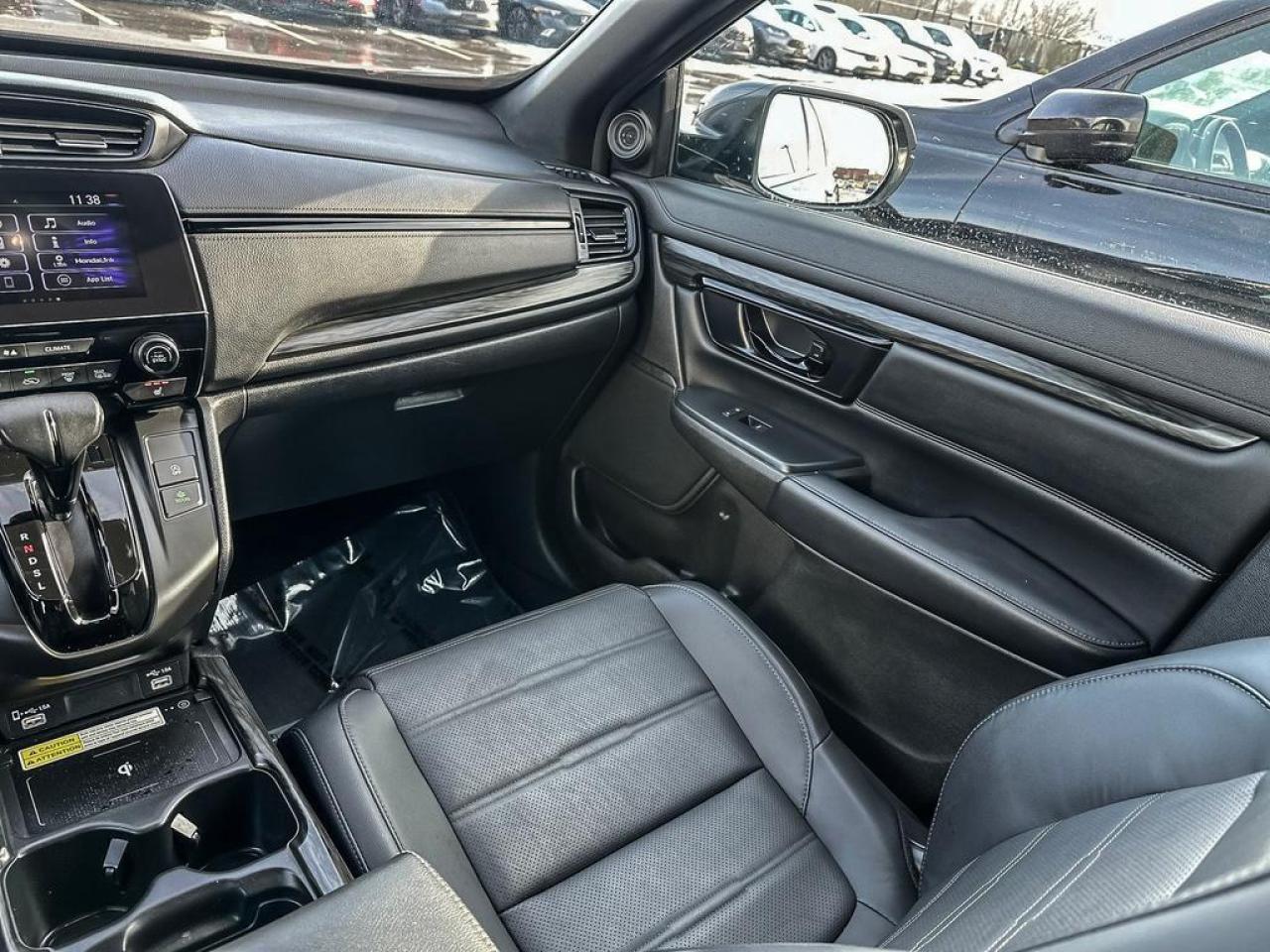 2022 Honda CR-V Touring Photo