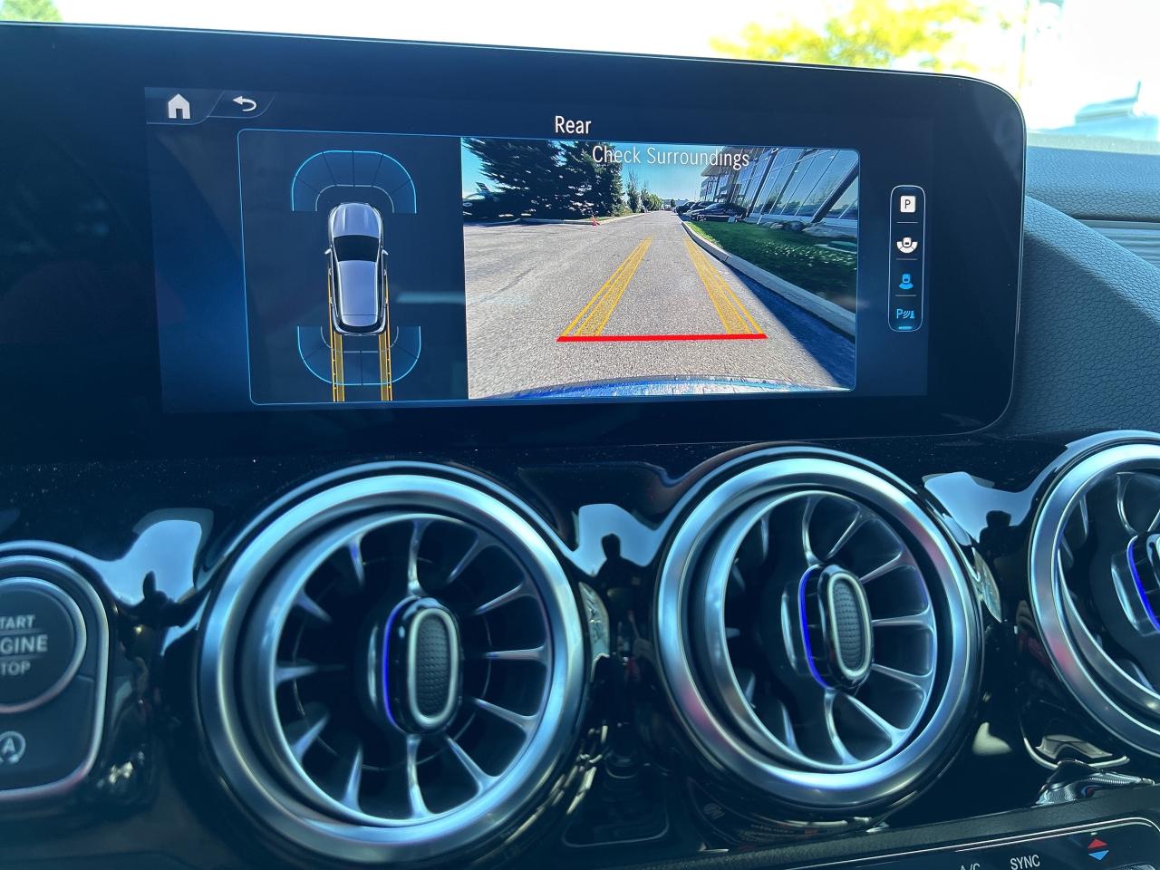 2025 Mercedes-Benz GLA 250 4Matic Photo