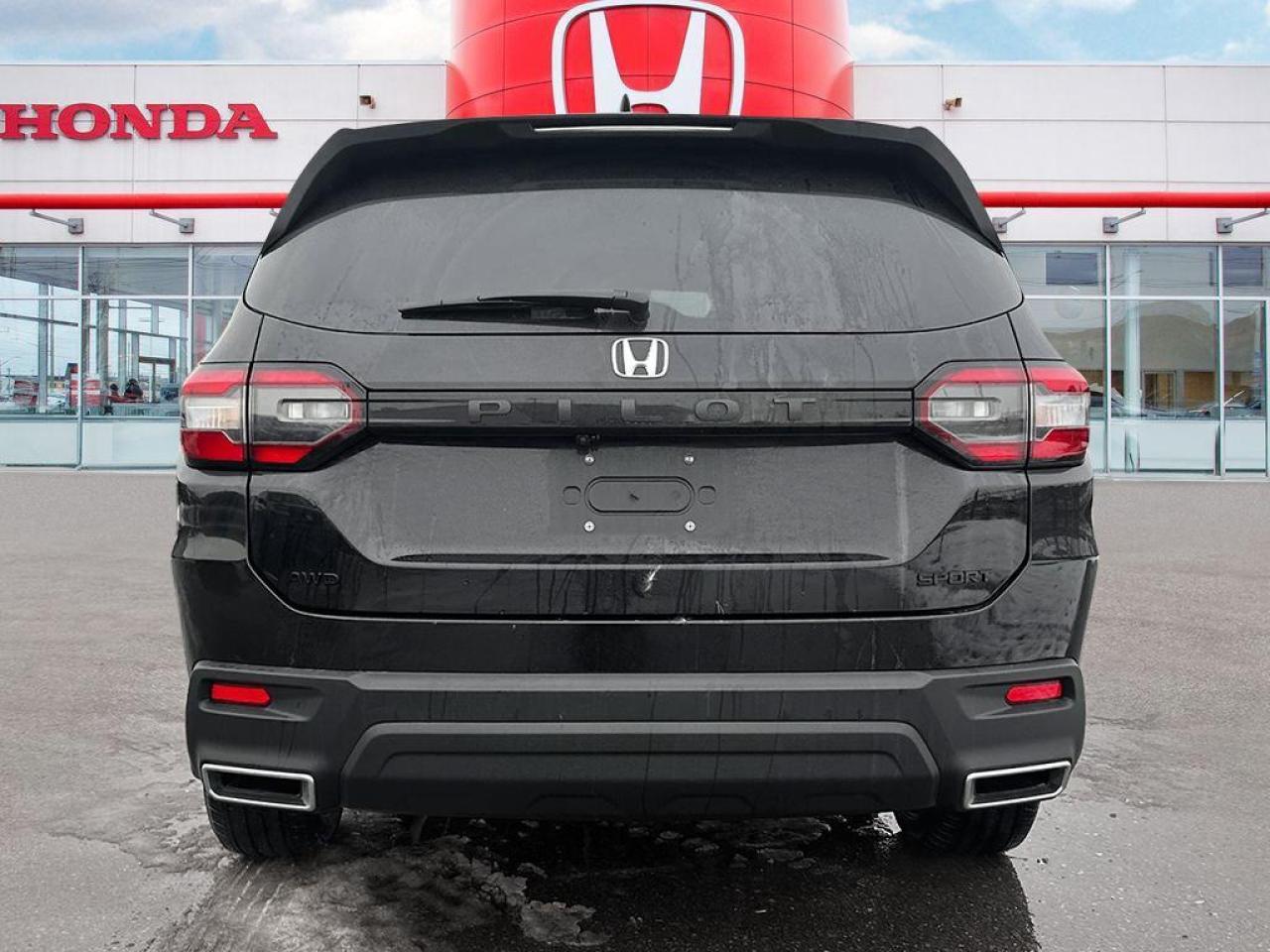 2024 Honda Pilot SPORT Photo