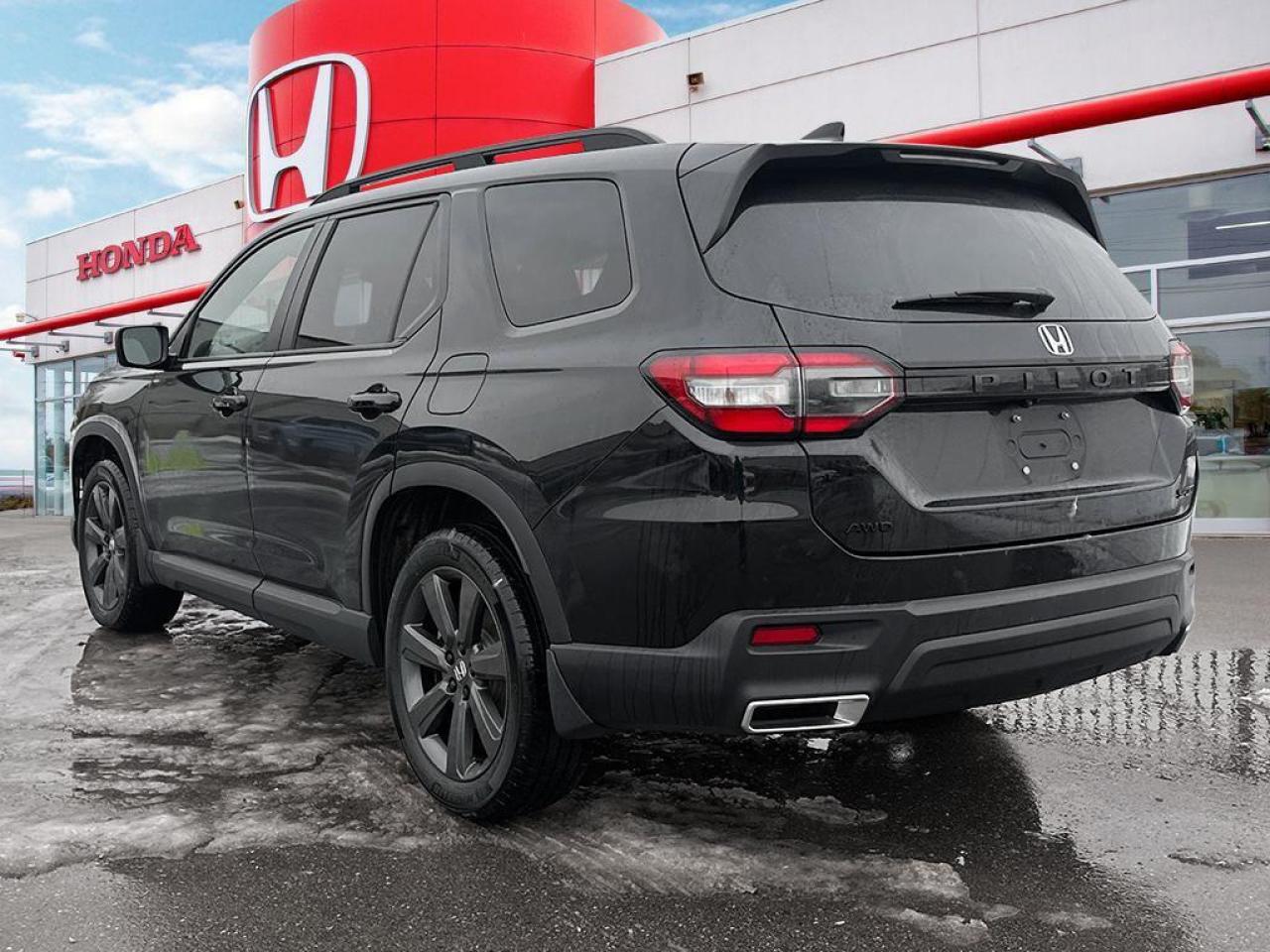 2024 Honda Pilot SPORT Photo