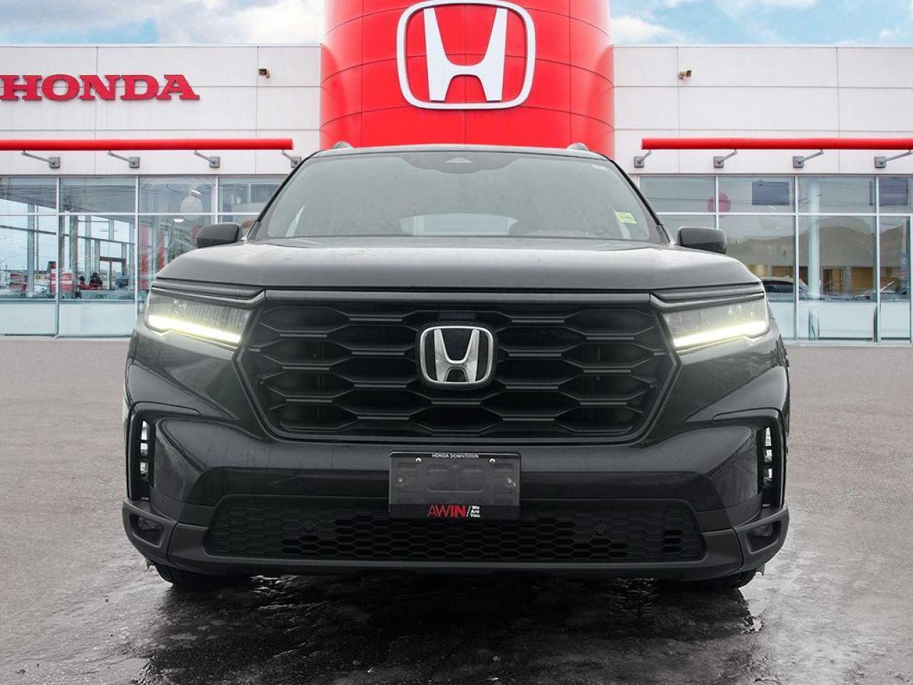 2024 Honda Pilot SPORT Photo