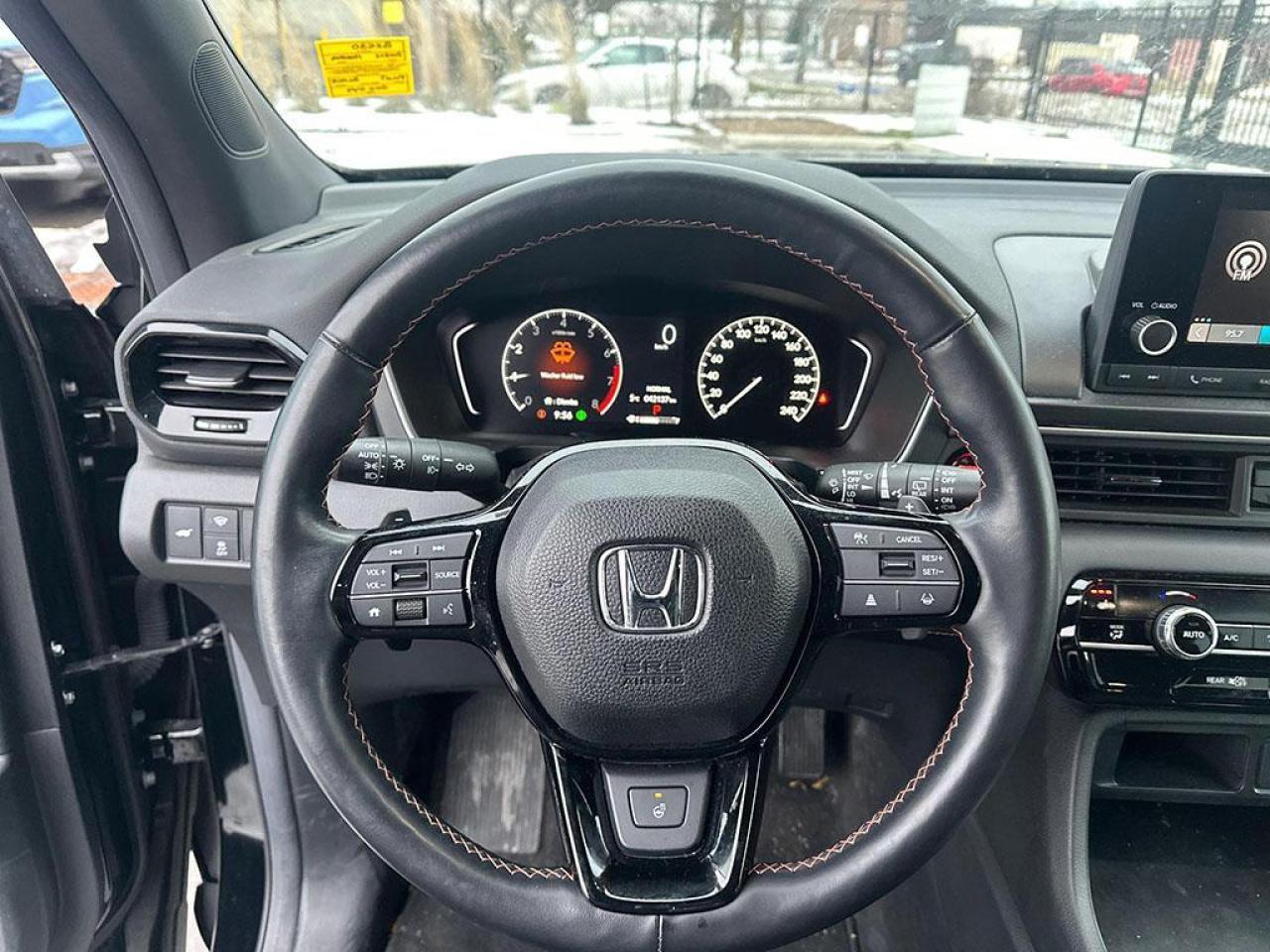 2024 Honda Pilot SPORT Photo