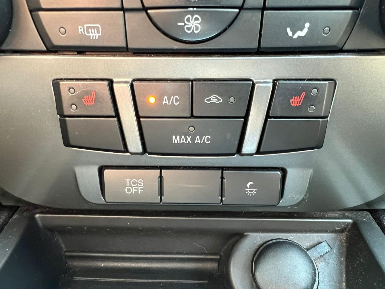 2012 Ford Fusion 4dr Sdn SEL FWD Photo