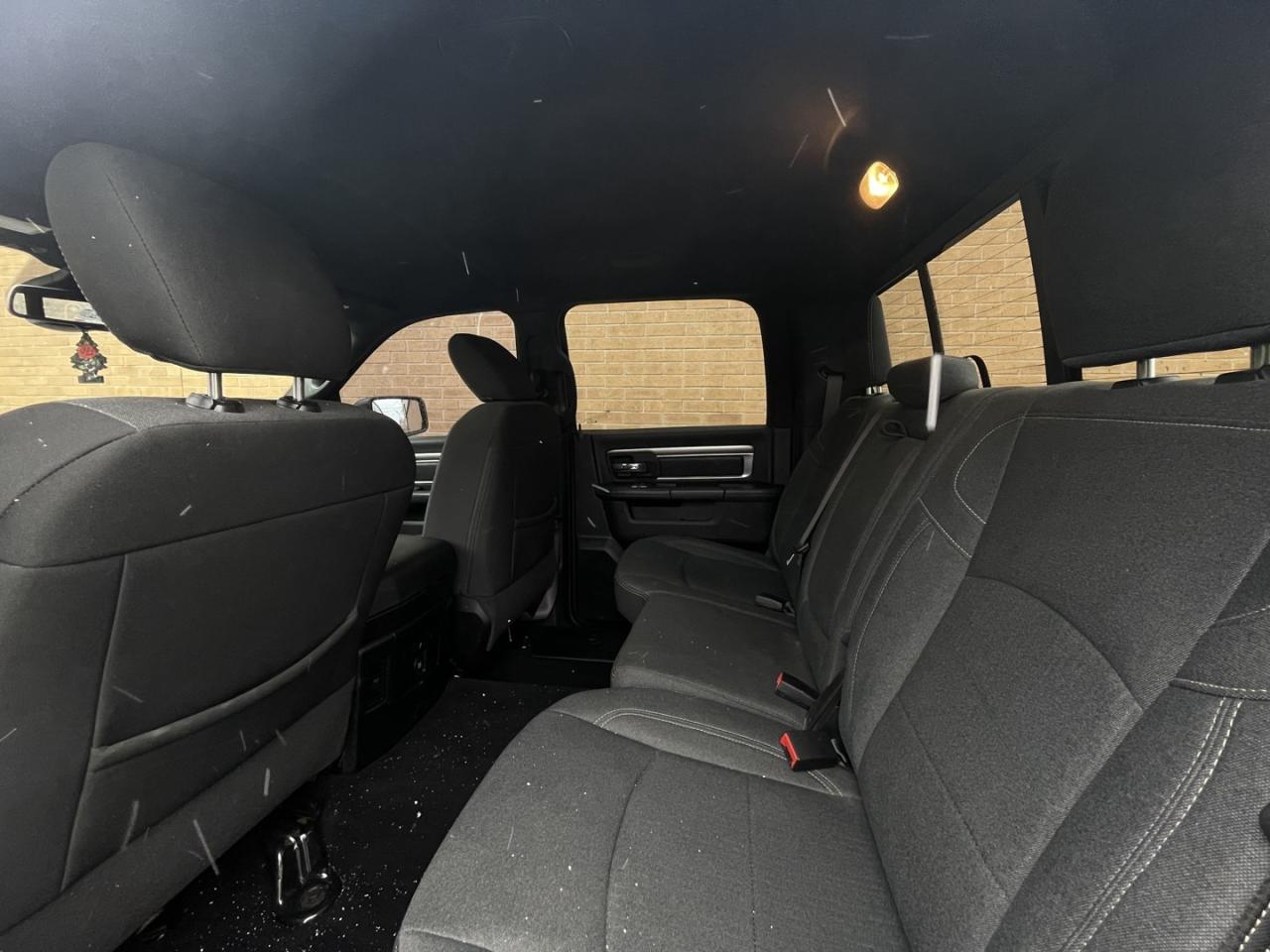 2021 RAM 1500 Classic Warlock Crew Cab   5.7 Hemi   4x4   Navi   Htd Ste Photo