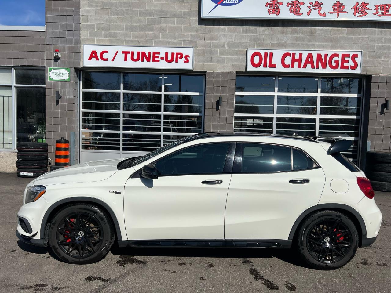 2017 Mercedes-Benz GLA 4MATIC 4dr AMG GLA 45 Photo