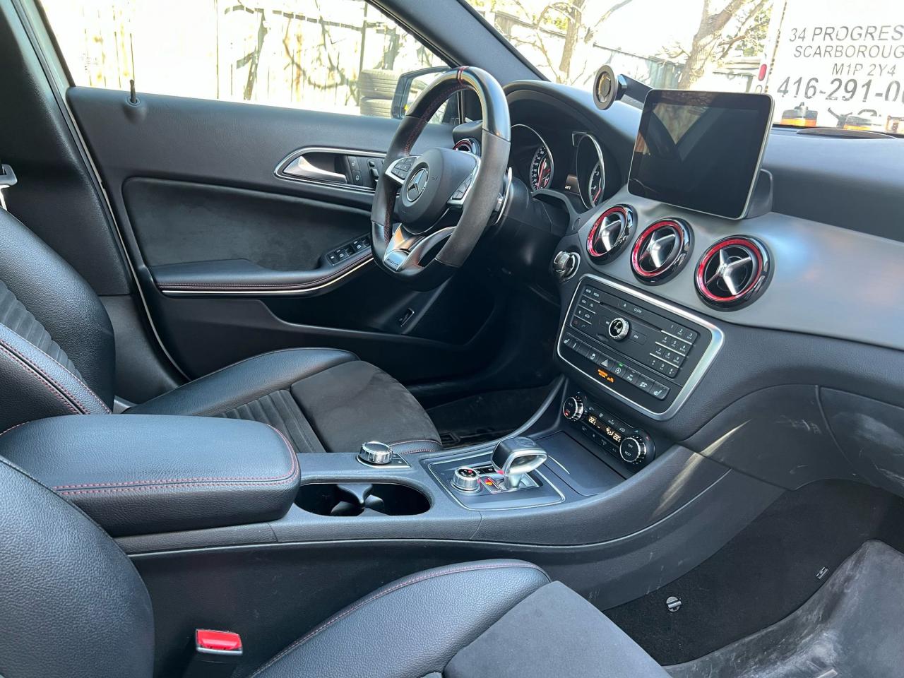 2017 Mercedes-Benz GLA 4MATIC 4dr AMG GLA 45 Photo