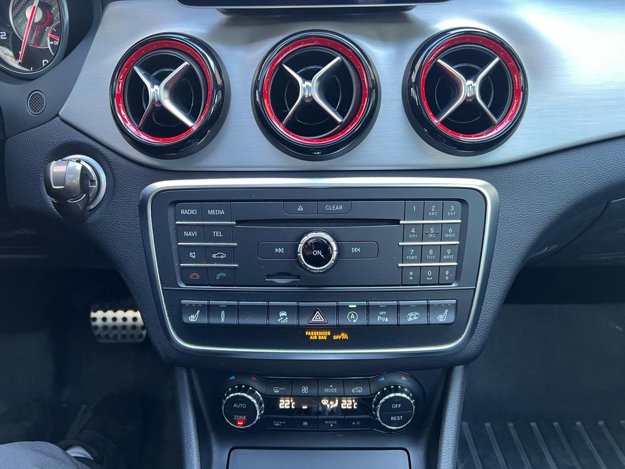 2017 Mercedes-Benz GLA 4MATIC 4dr AMG GLA 45 Photo