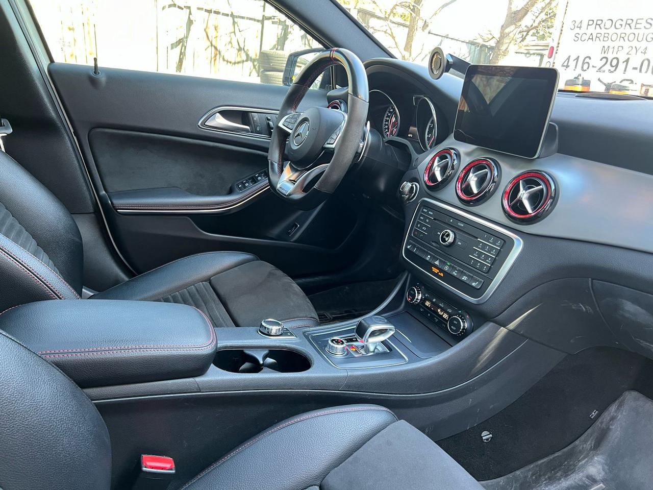 2017 Mercedes-Benz GLA 4MATIC 4dr AMG GLA 45 Photo