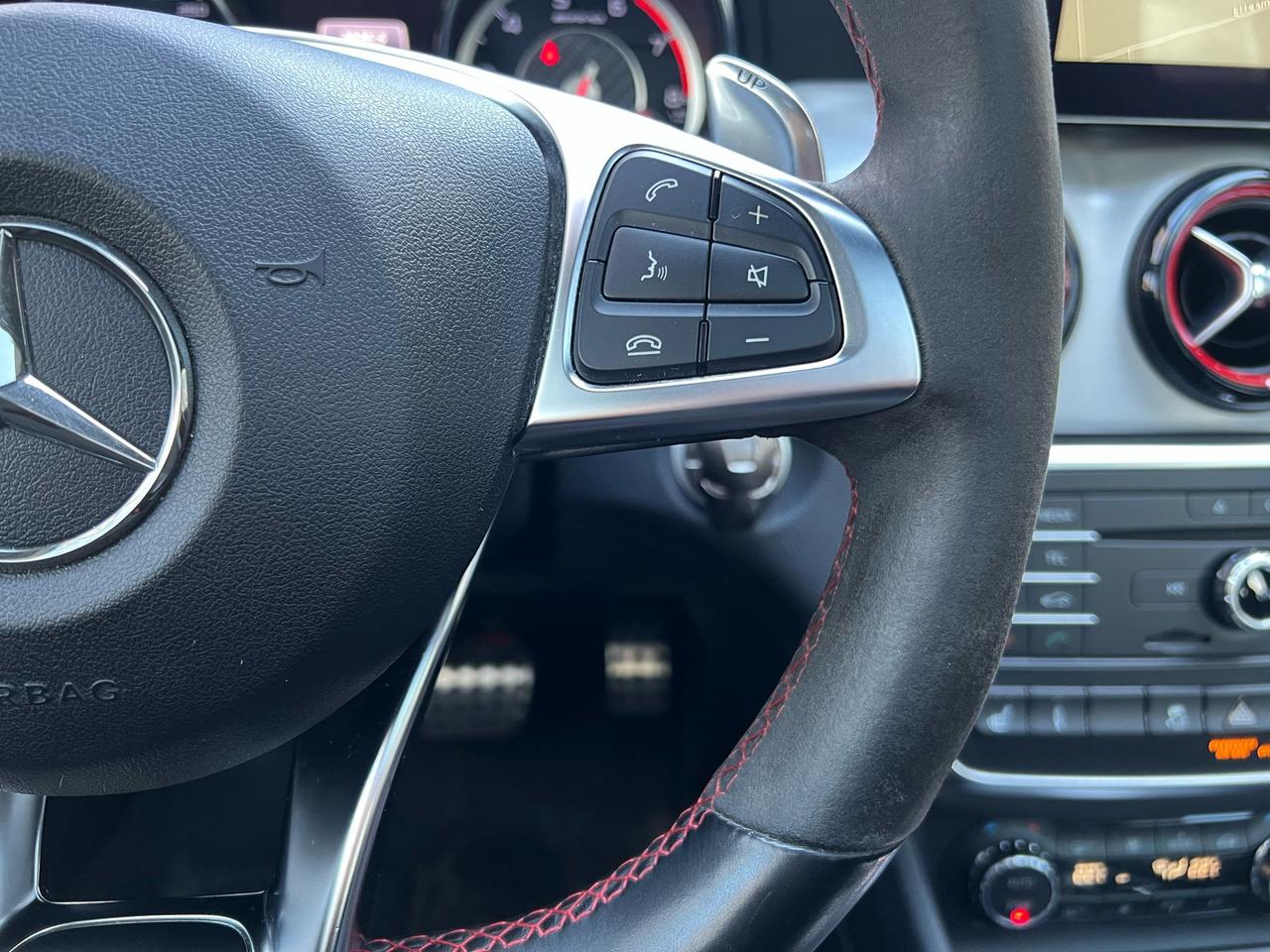 2017 Mercedes-Benz GLA 4MATIC 4dr AMG GLA 45 Photo