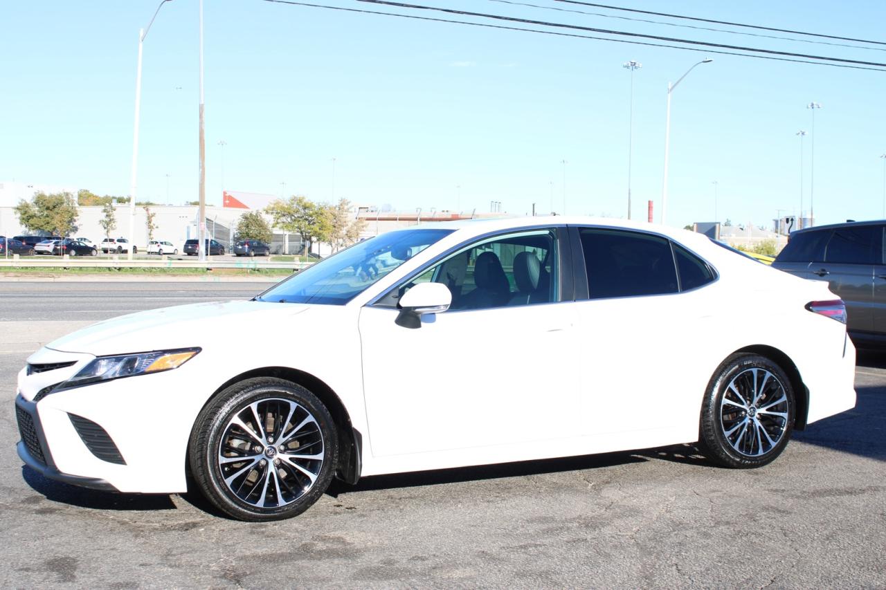 2019 Toyota Camry SE   ACCIDENT FREE   SAFETY CERTIFIED   SAFETY SEN Photo2