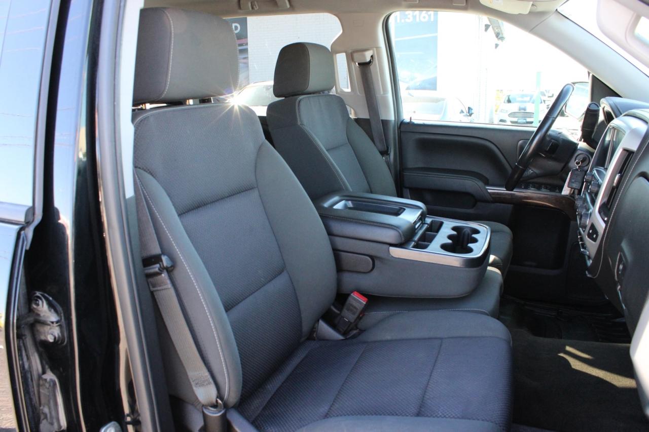 2017 GMC Sierra 1500 SLE Crew Cab 4WD   No Accident   Clean Carfax   Ce Photo