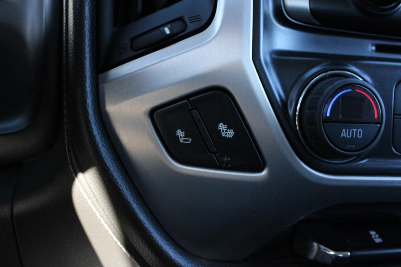 2017 GMC Sierra 1500 SLE Crew Cab 4WD   No Accident   Clean Carfax   Ce Photo