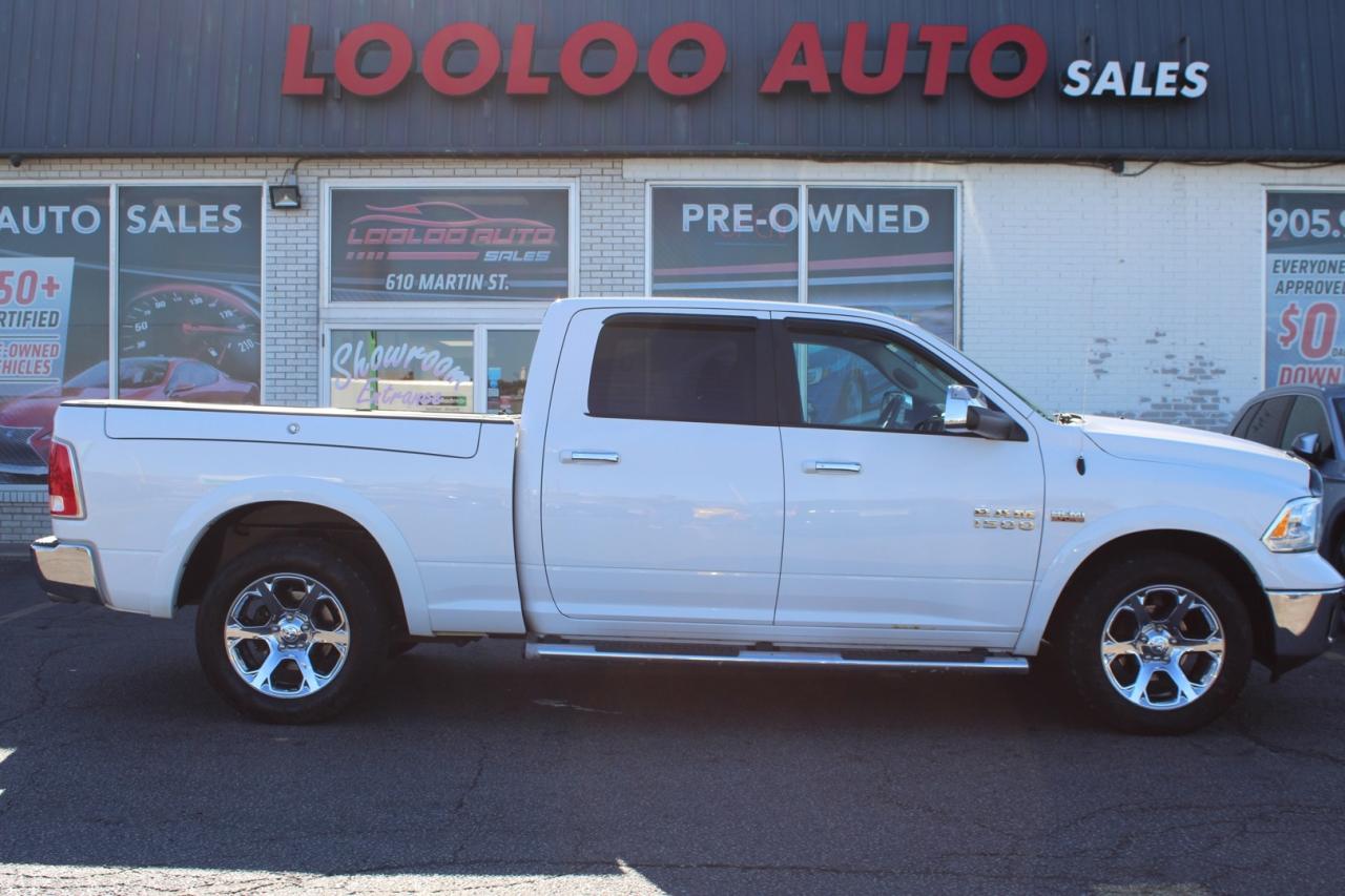 2018 RAM 1500 Laramie Crew Cab 4WD 5.7L HEMI SAFETY CERTIFIED Photo