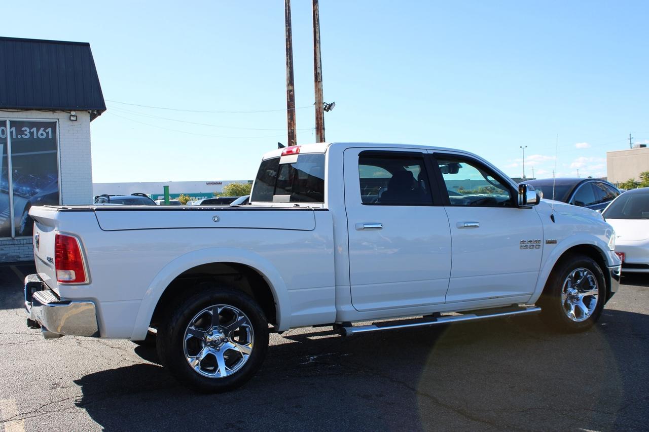 2018 RAM 1500 Laramie Crew Cab 4WD 5.7L HEMI SAFETY CERTIFIED Photo