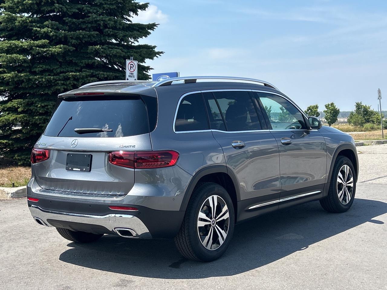 2026 Mercedes-Benz GLB 250 4MATIC Photo