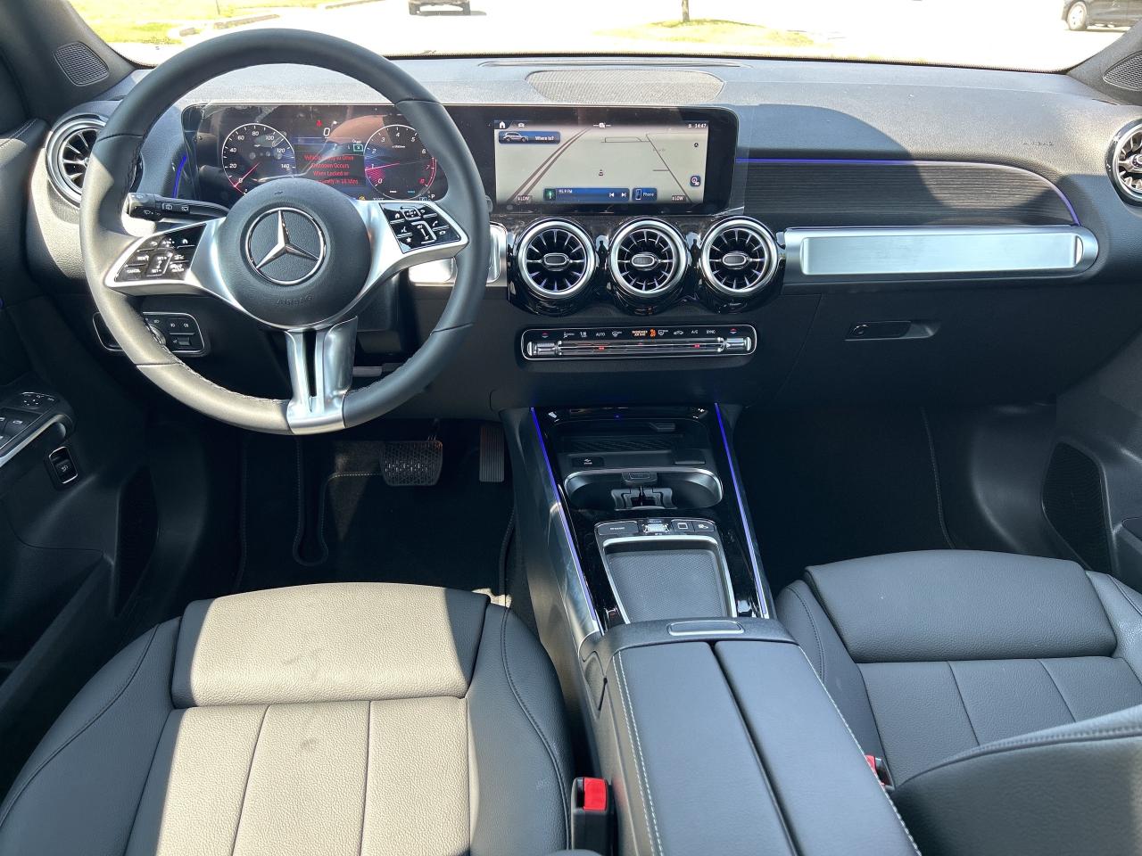 2026 Mercedes-Benz GLB 250 4MATIC Photo