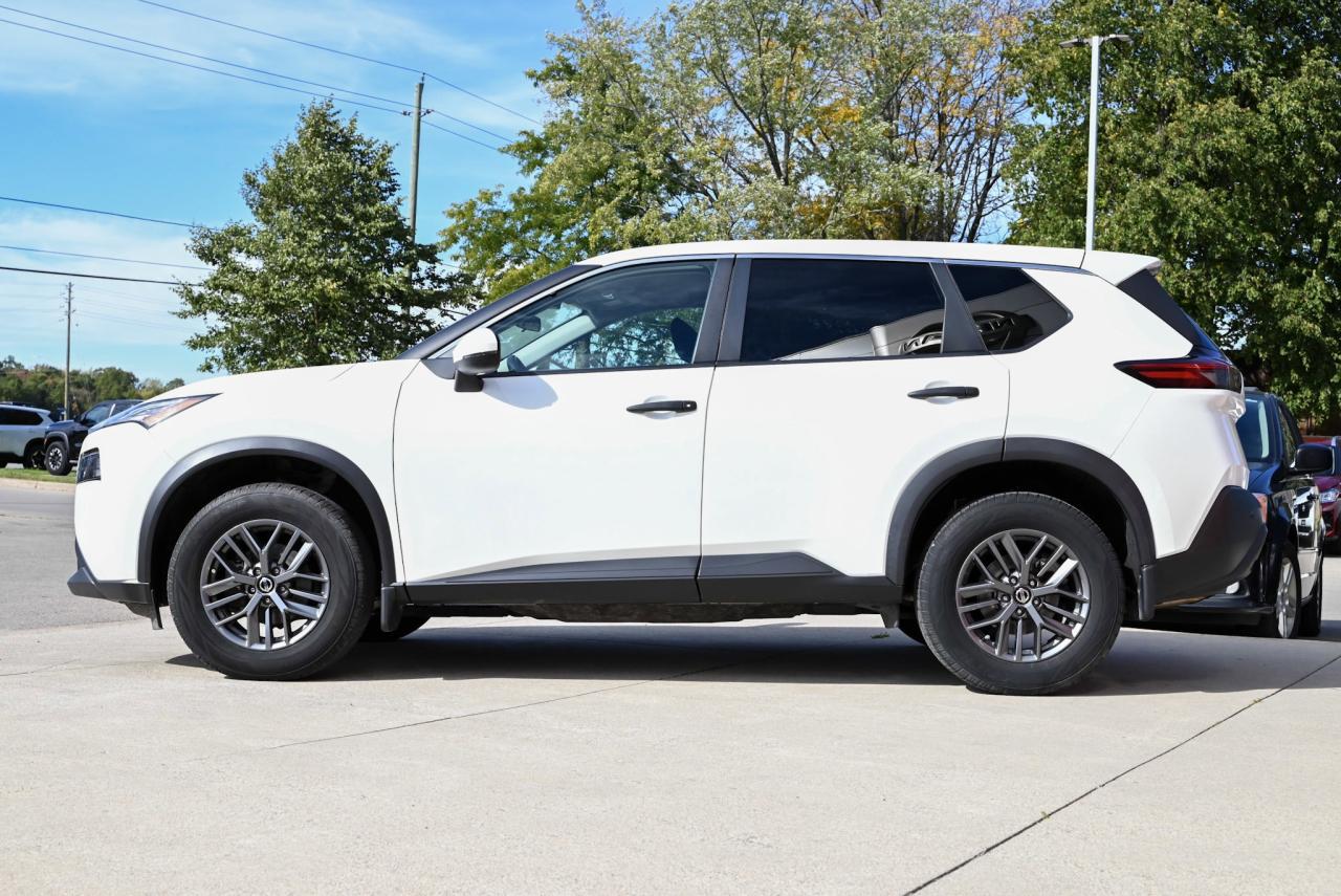2021 Nissan Rogue S PKG/ 1-OWNER SUV Photo