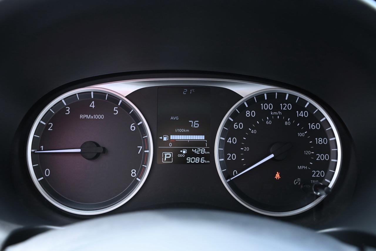 2024 Nissan Kicks ONLY 9000 KILO WOW / BLUETOOTH / REARVIEW CAMERA / Photo