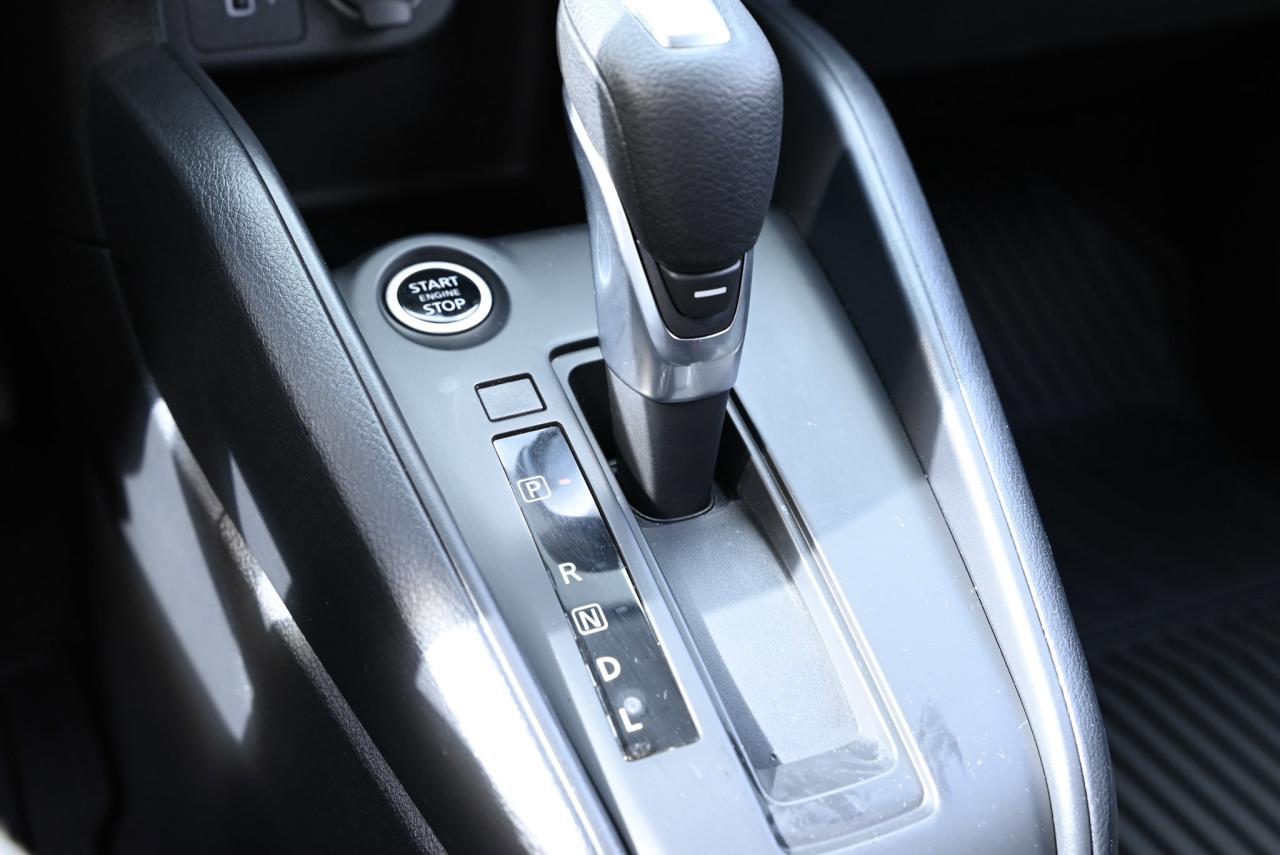 2024 Nissan Kicks ONLY 9000 KILO WOW / BLUETOOTH / REARVIEW CAMERA / Photo