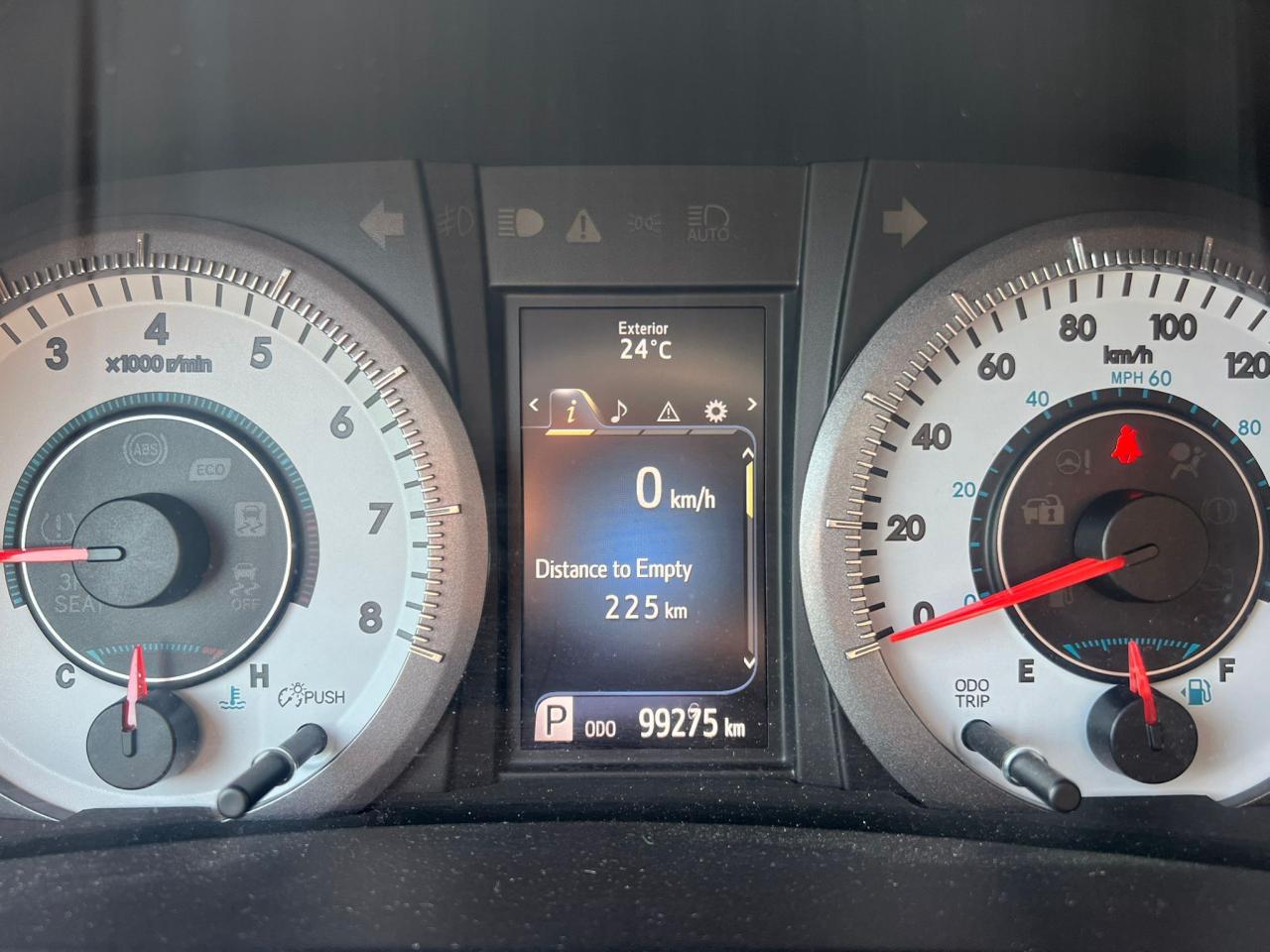 2017 Toyota Sienna 5dr SE 8-Pass FWD Accident Free Low KMS Photo