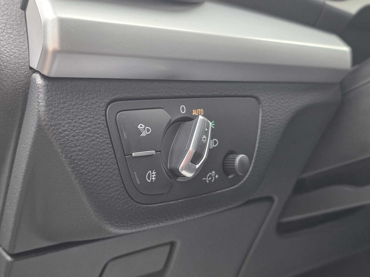 2022 Audi Q5 Komfort 45 TFSI quattro Photo