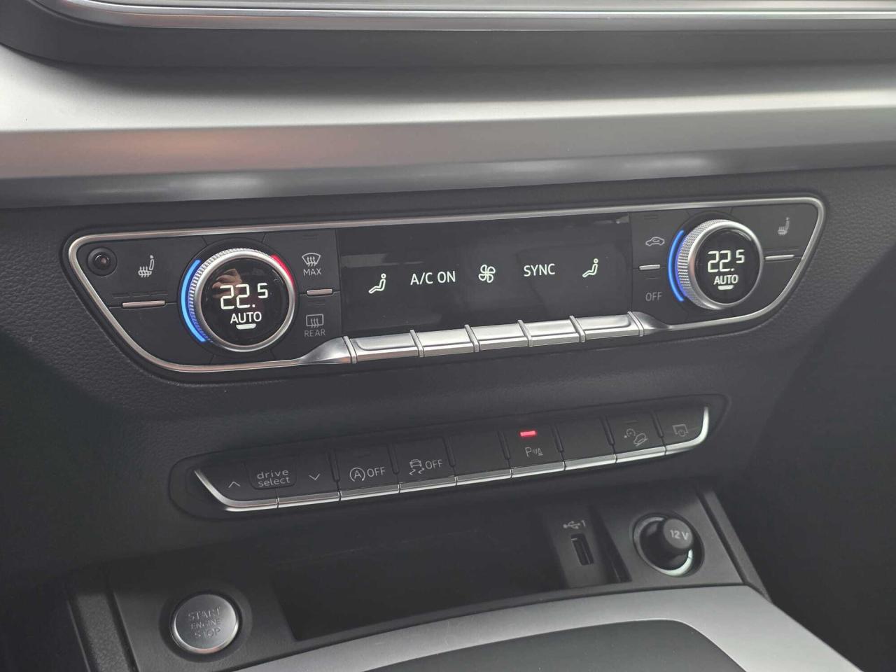 2022 Audi Q5 Komfort 45 TFSI quattro Photo