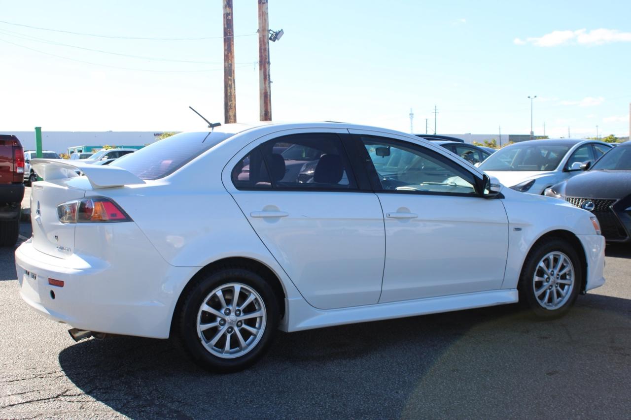 2017 Mitsubishi Lancer GT CVT Photo