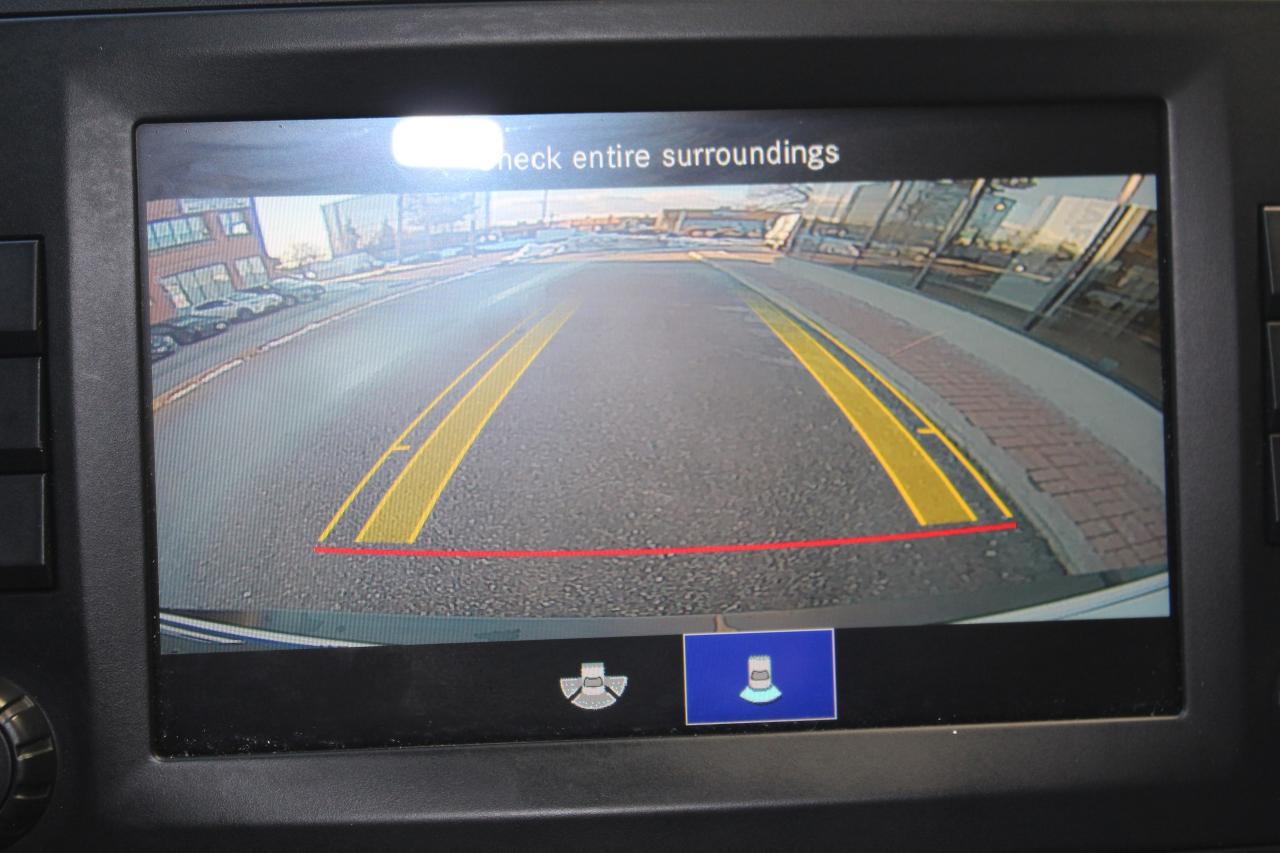 2021 Mercedes-Benz Metris Cargo Van CARGO Photo4