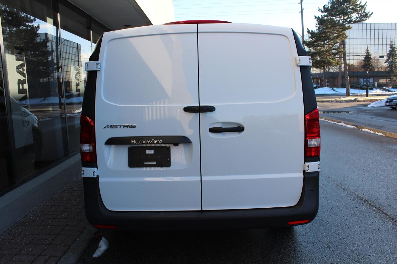 2021 Mercedes-Benz Metris Cargo Van CARGO Photo