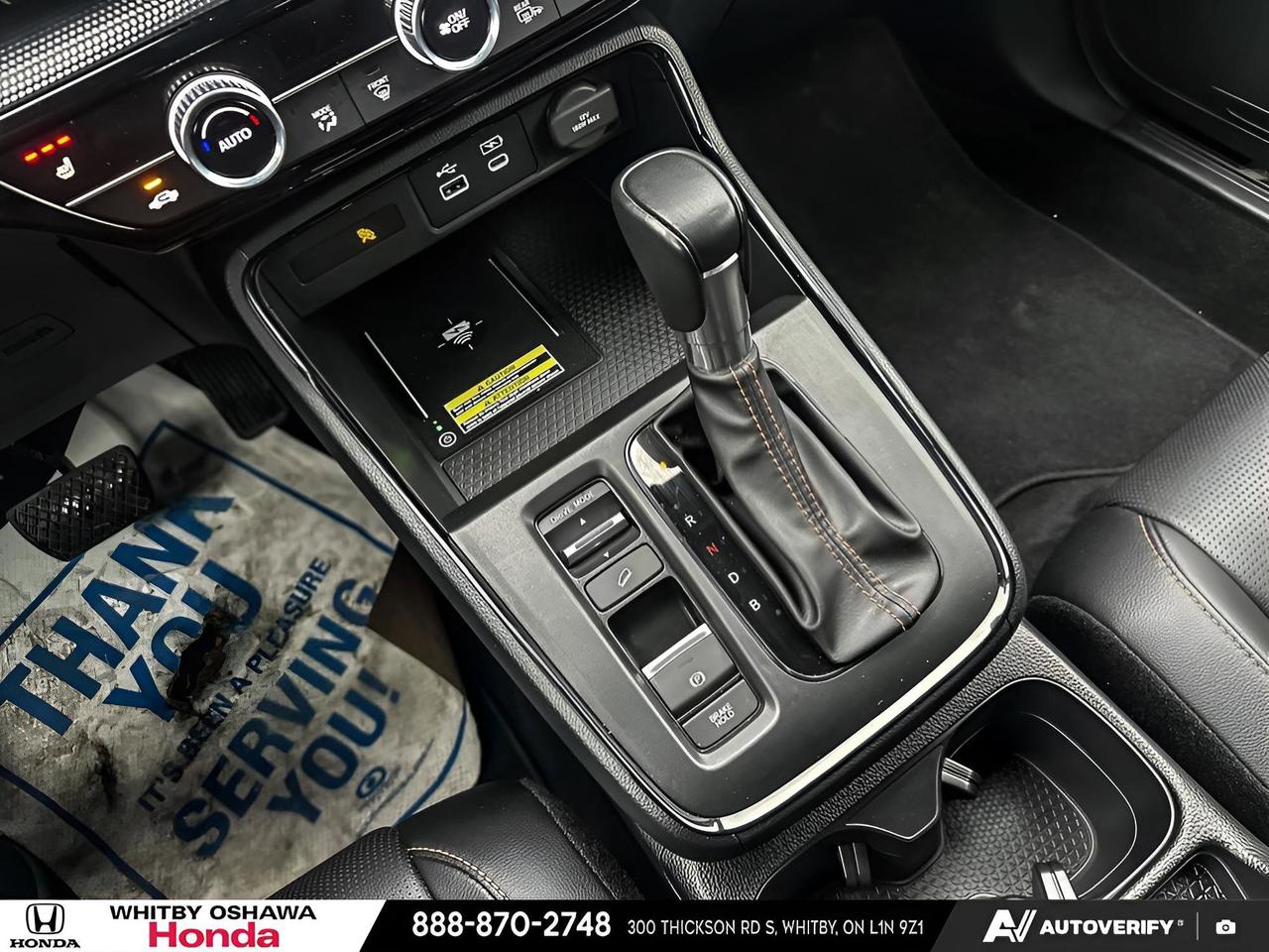 2024 Honda CR-V Hybrid Navigation System l Heated Seats Photo