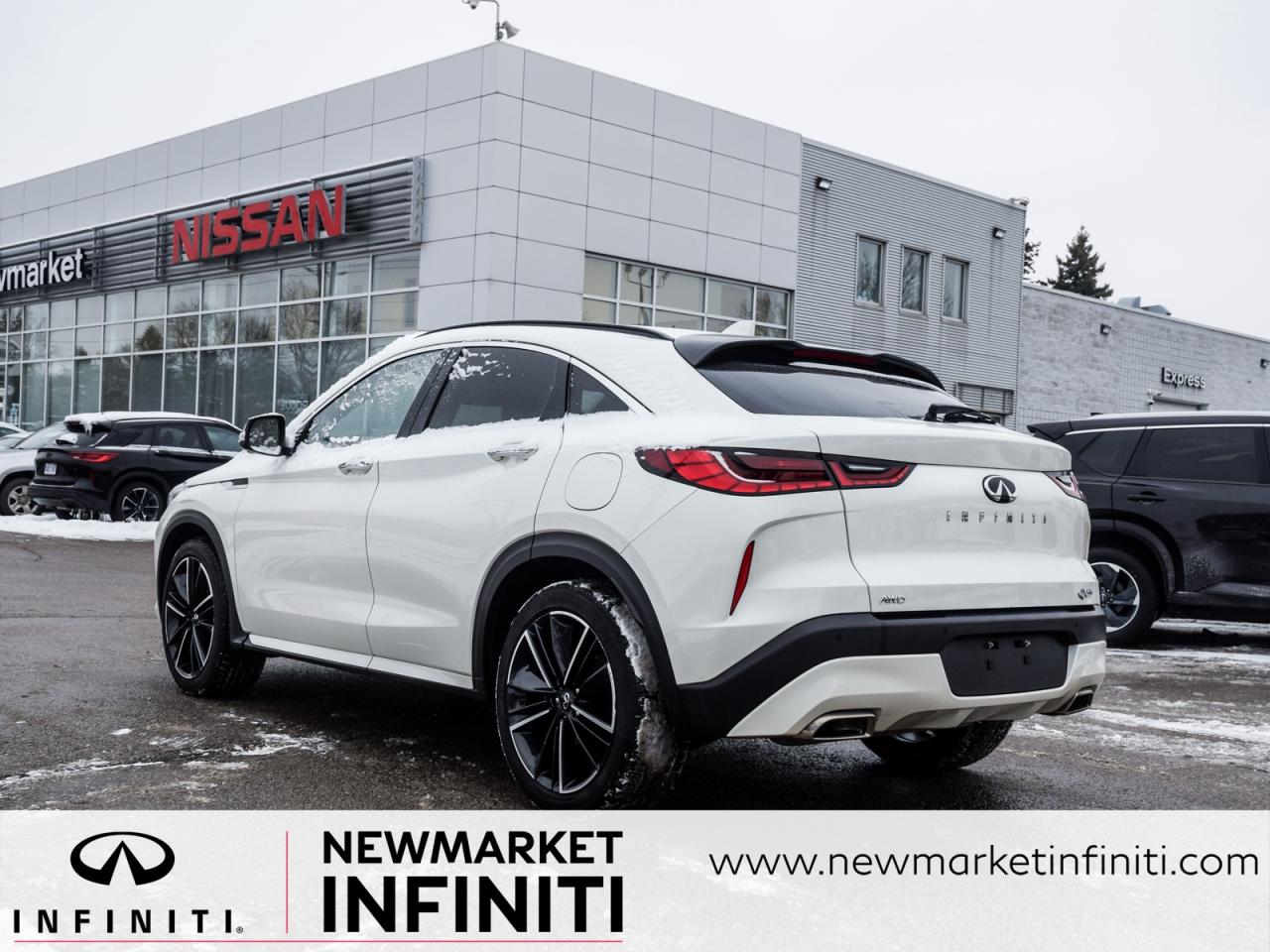 2023 Infiniti QX55 ONE OWNER/360 CAM/BOSE/CLEAN CARFAX/MINT CONDITION Photo3