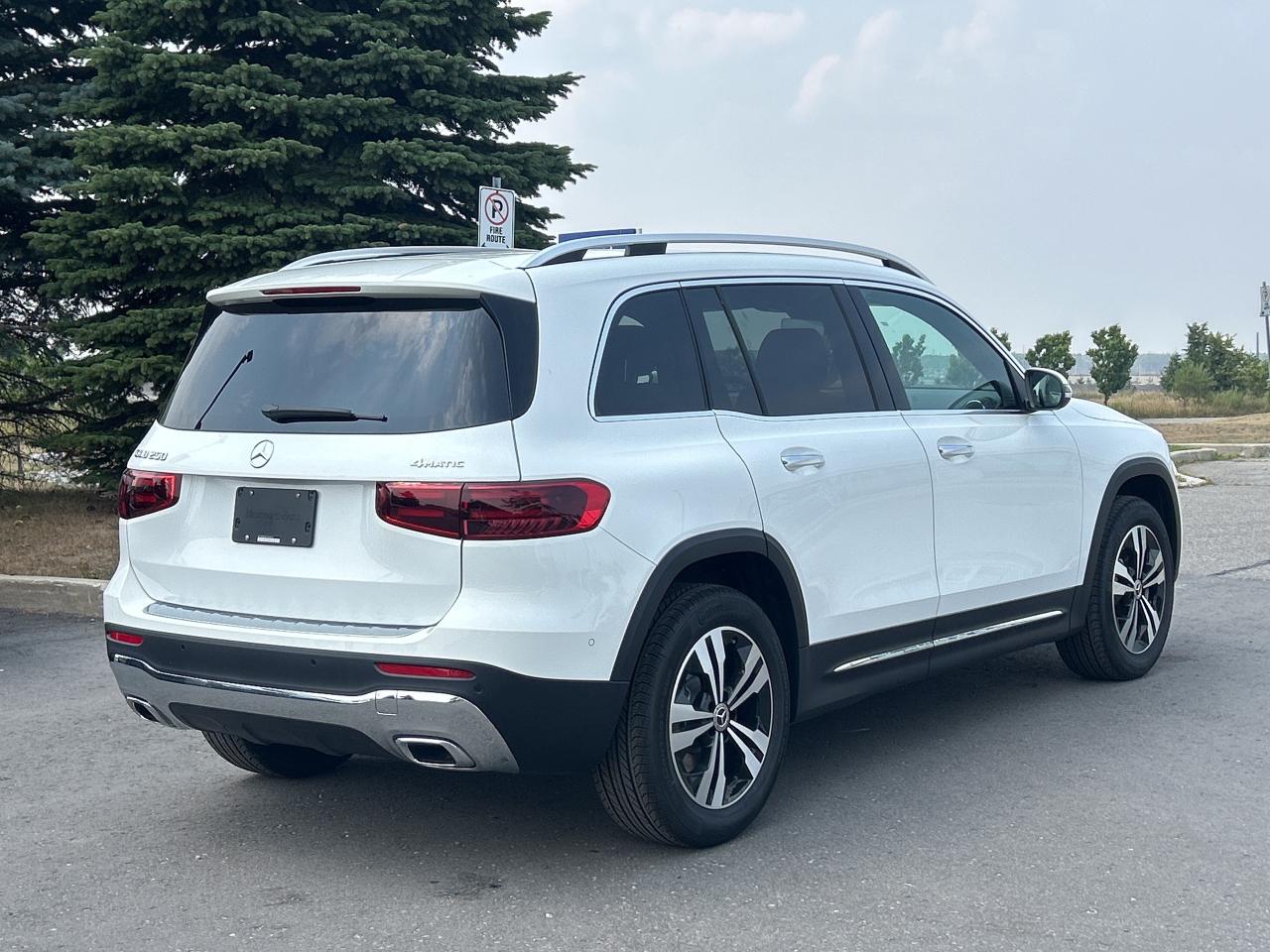 2026 Mercedes-Benz GLB 250 4MATIC Photo