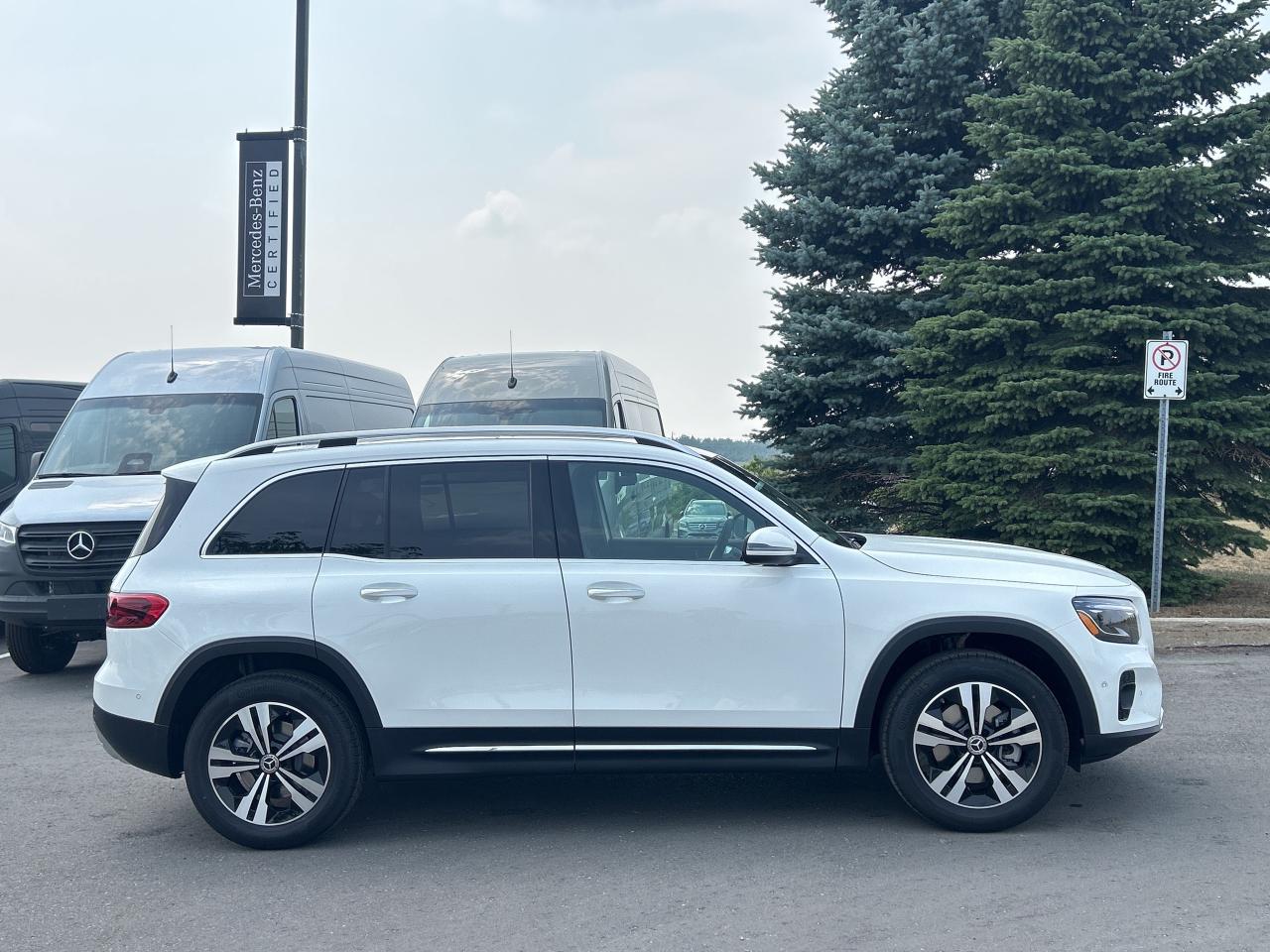 2026 Mercedes-Benz GLB 250 4MATIC Photo