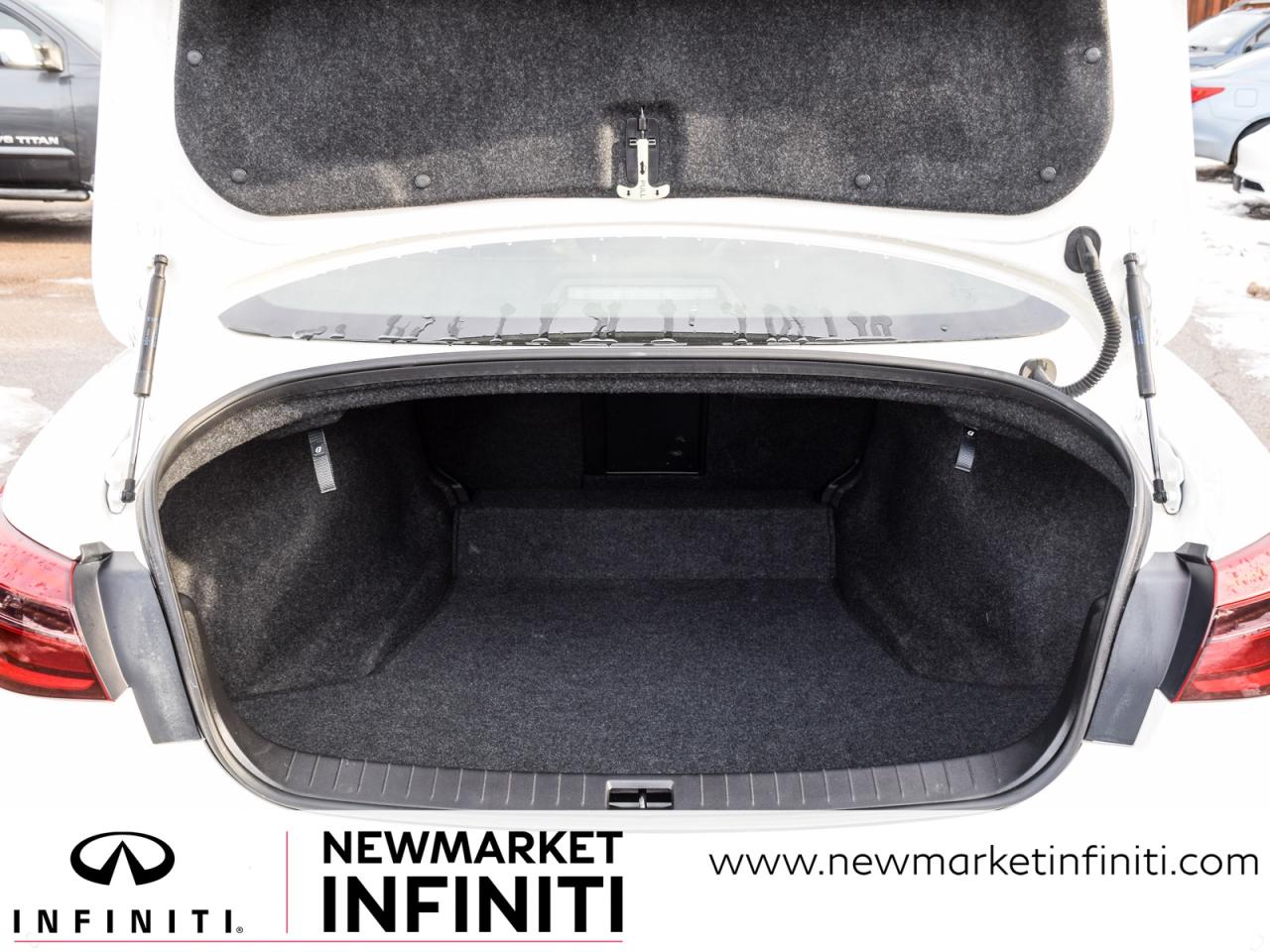 2023 Infiniti Q50 ONE OWNER/CLEAN CARFAX/LIKE NEW Photo