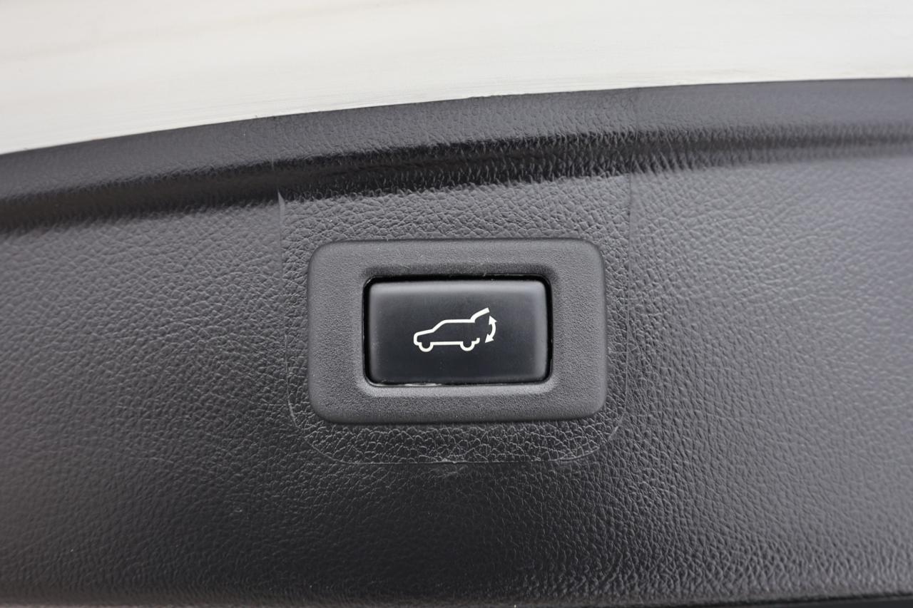 2017 Subaru Outback LIMITED-AWD/NAV/LEATHER/B CAM/SUNROOF/BLIS/H SEATS Photo