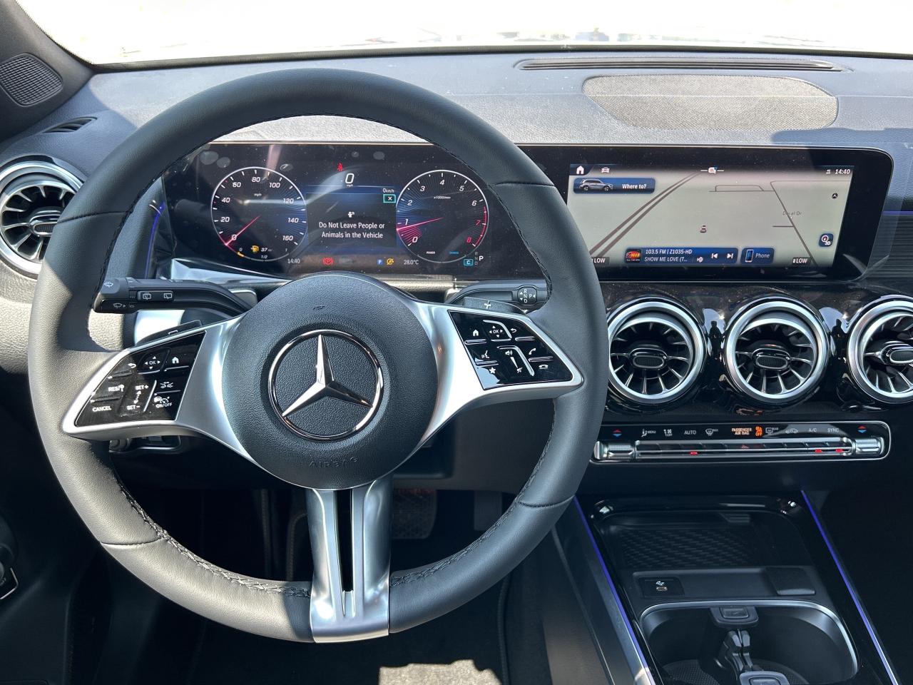 2026 Mercedes-Benz GLB 250 4MATIC Photo