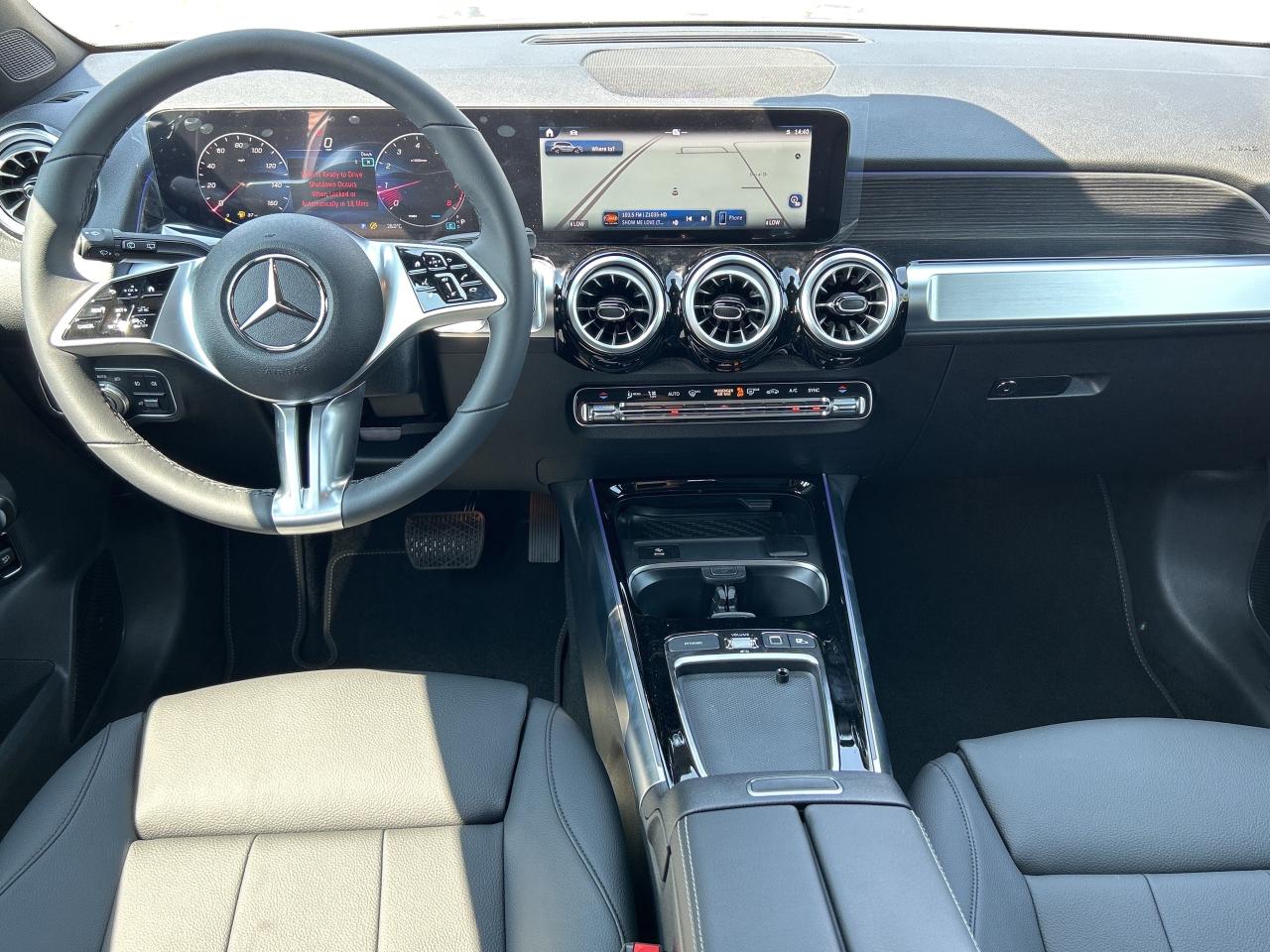 2026 Mercedes-Benz GLB 250 4MATIC Photo