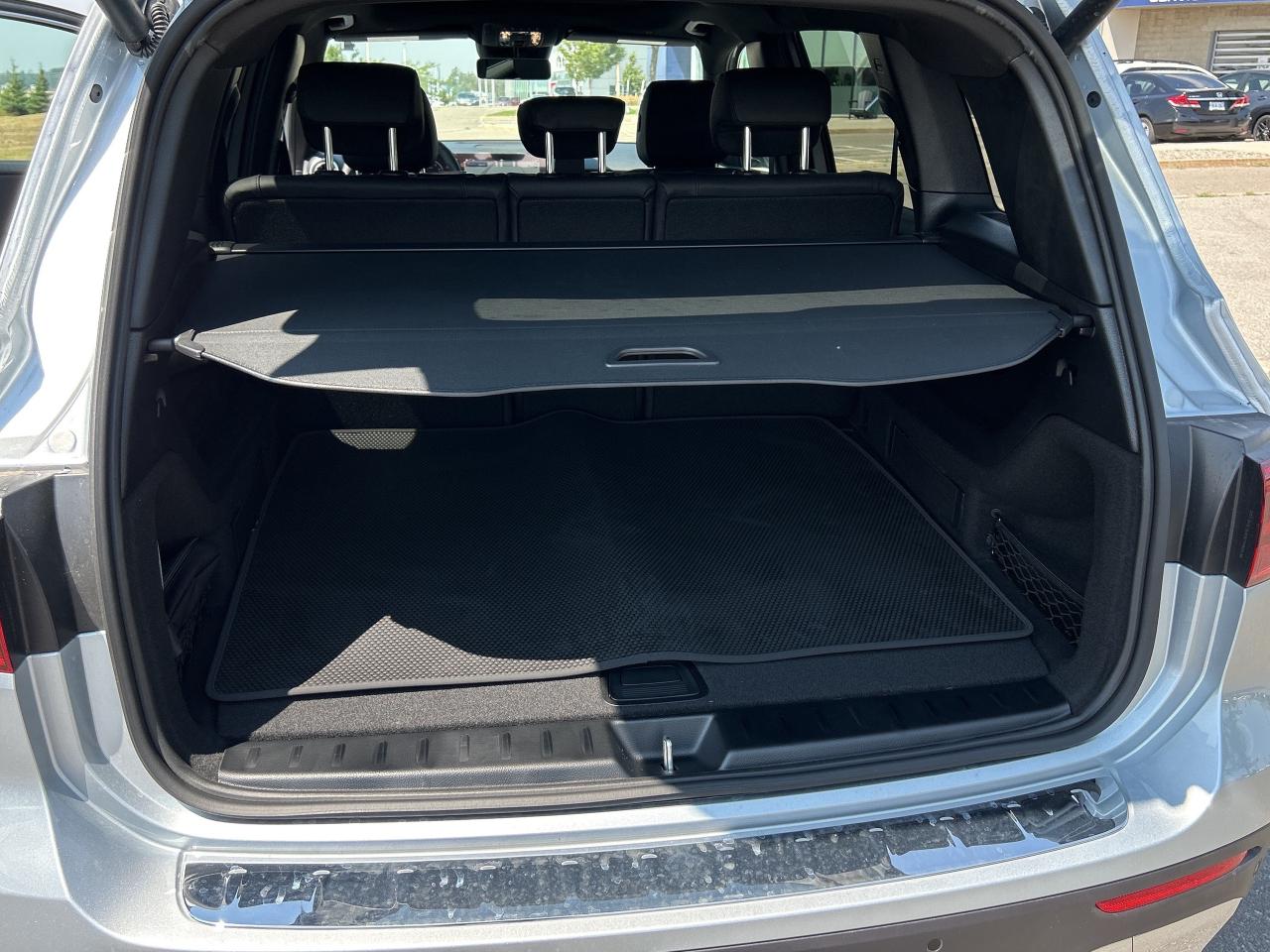 2026 Mercedes-Benz GLB 250 4MATIC Photo