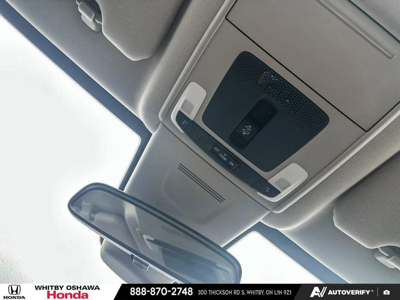 2024 Honda CR-V Heated Seats l Heated Steering Wheel Photo