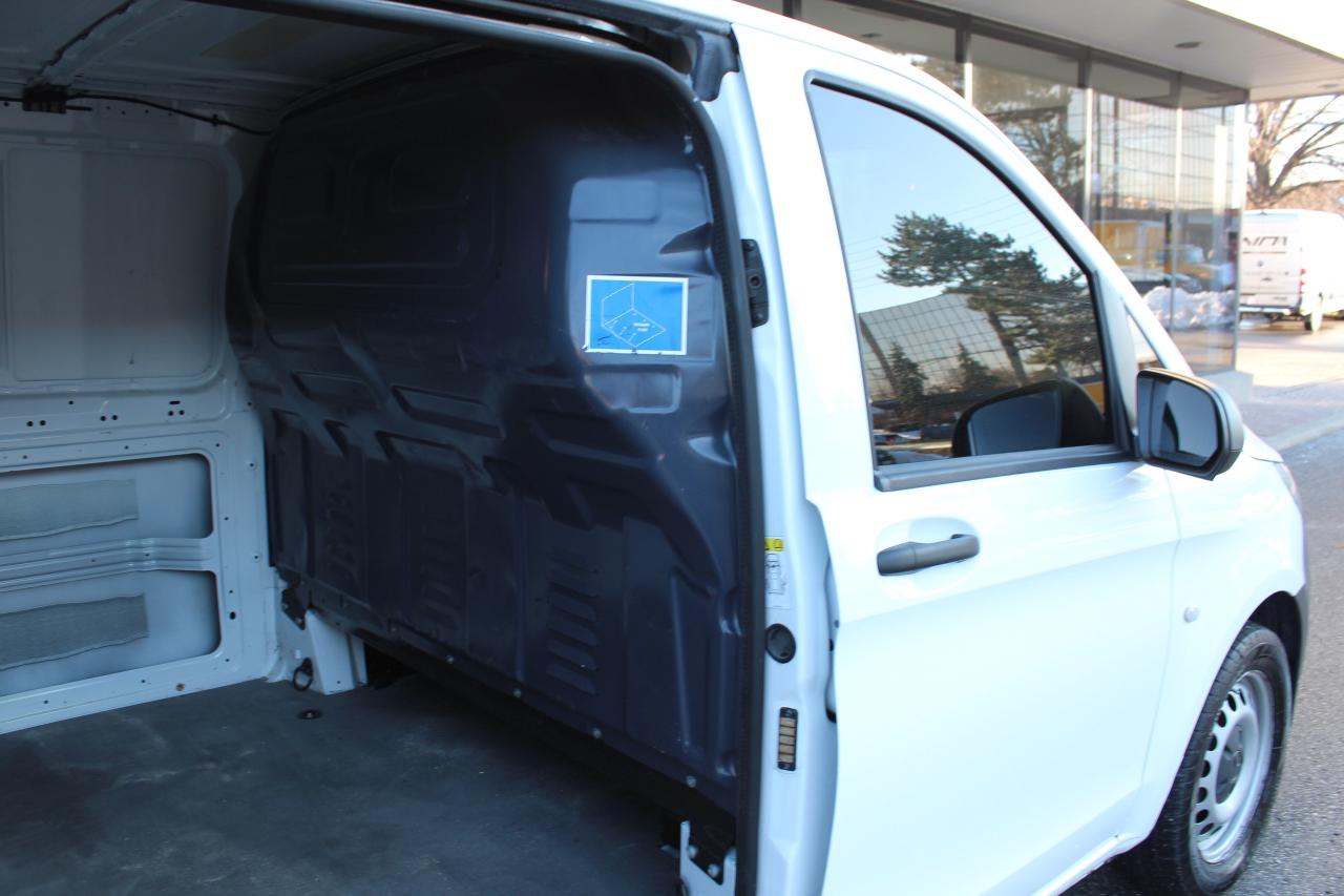 2021 Mercedes-Benz Metris Cargo Van CARGO Photo