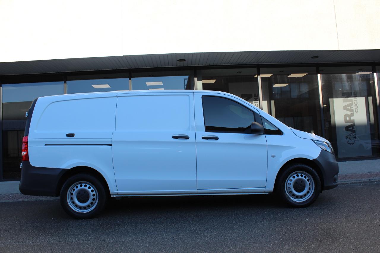 2021 Mercedes-Benz Metris Cargo Van CARGO Photo