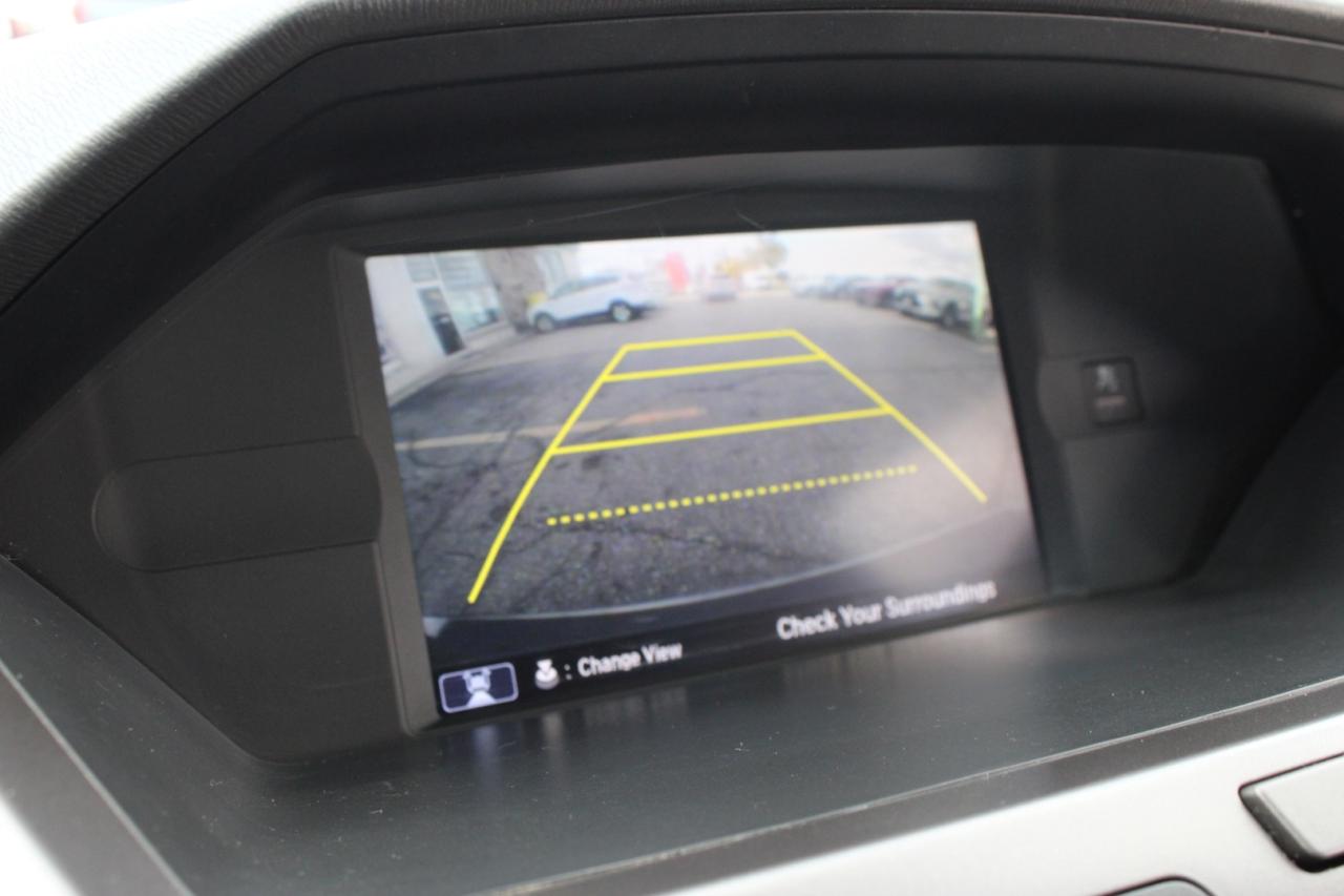 2015 Honda Odyssey Touring 8 Passenger No Accident Safety Certified Photo